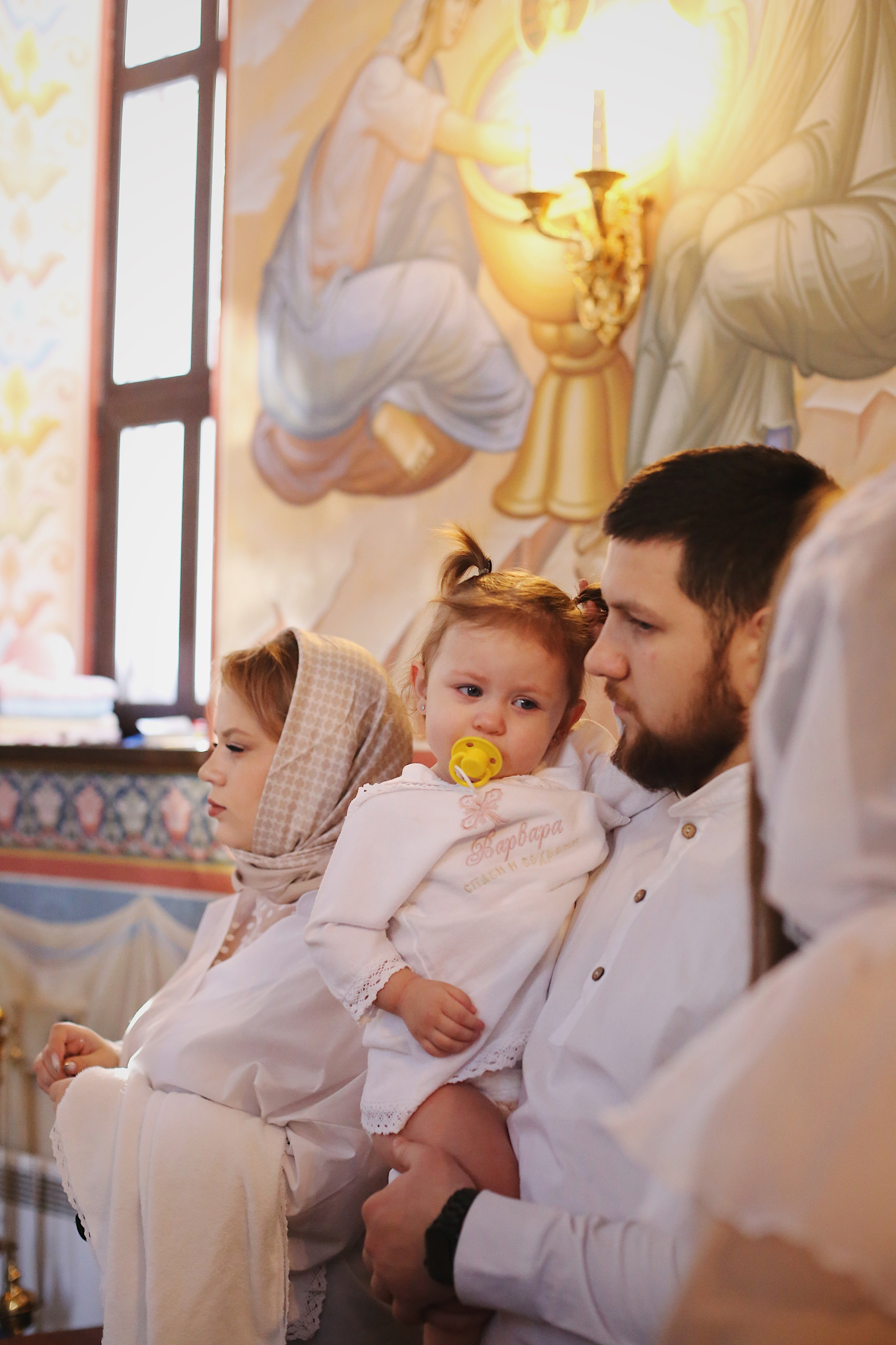 Таинство крещения Варвары & Савелия. Фотограф Пирумян Анна. г. Сургут, г. Воронеж
