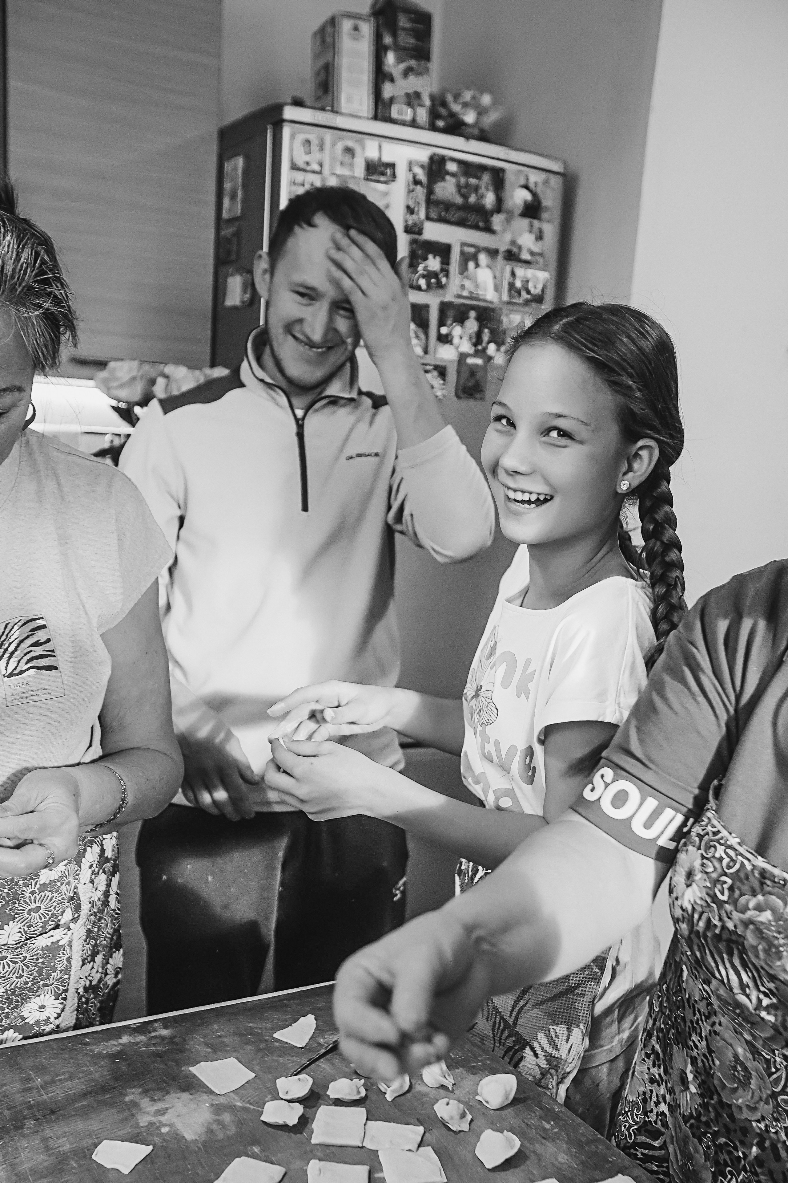 Большая семья репортаж. Семейный фотограф Тюмень, фотограф на роды Салмина Мария