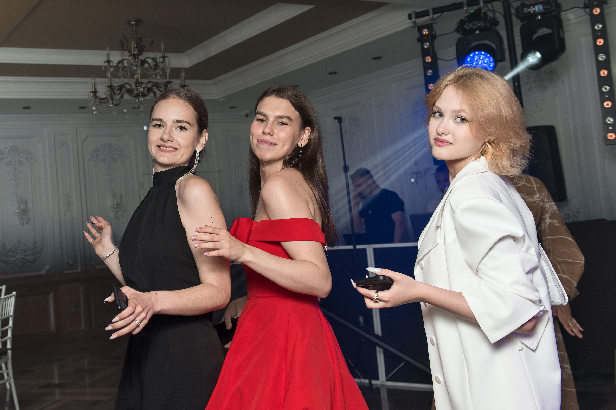 Выпускной 11 класс Брудершафт. Фотограф Саратов Юлия Петрова