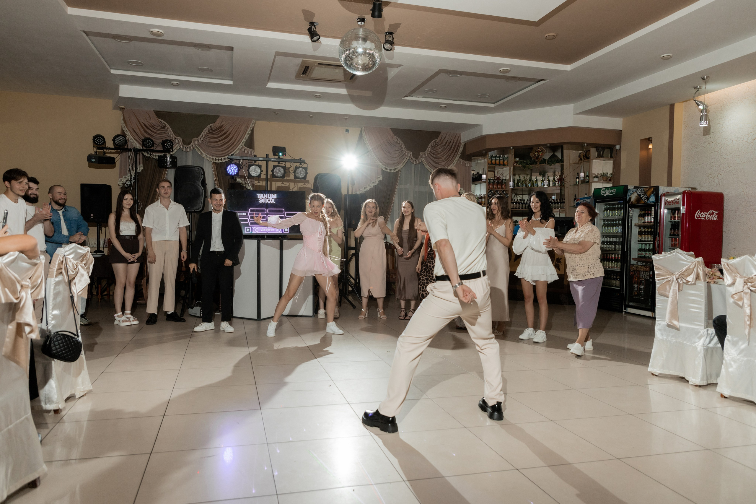 Роман и Александра (банкет). Свадебный фотограф Ангелина Сунгатулина | Саратов | Балаково | Вольск