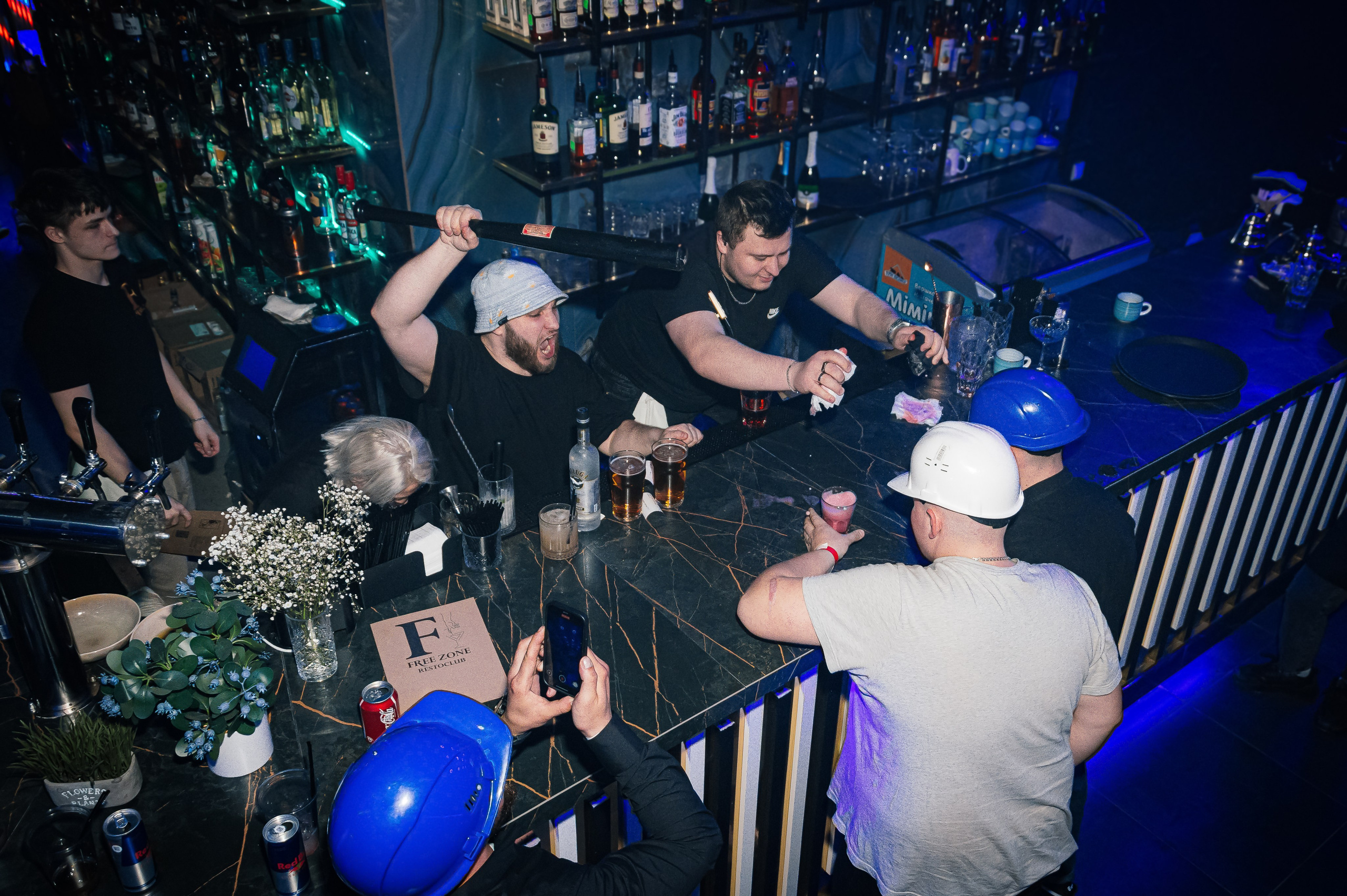 FreeZone night Club. Ларина Иванна фотограф в Донецке