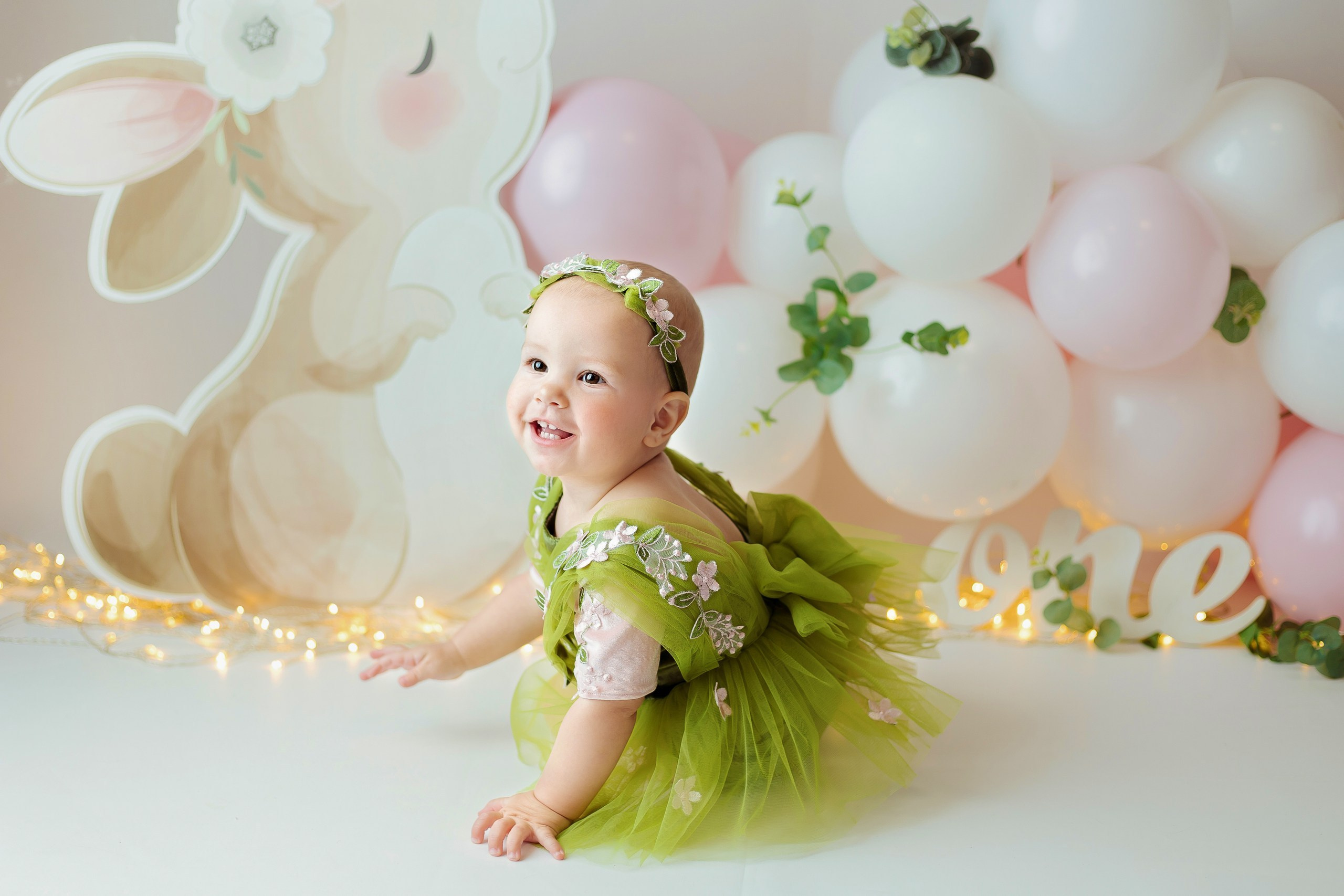 Праздничное оформление. Фотограф беременности, новорожденных Москва. годики под ключ