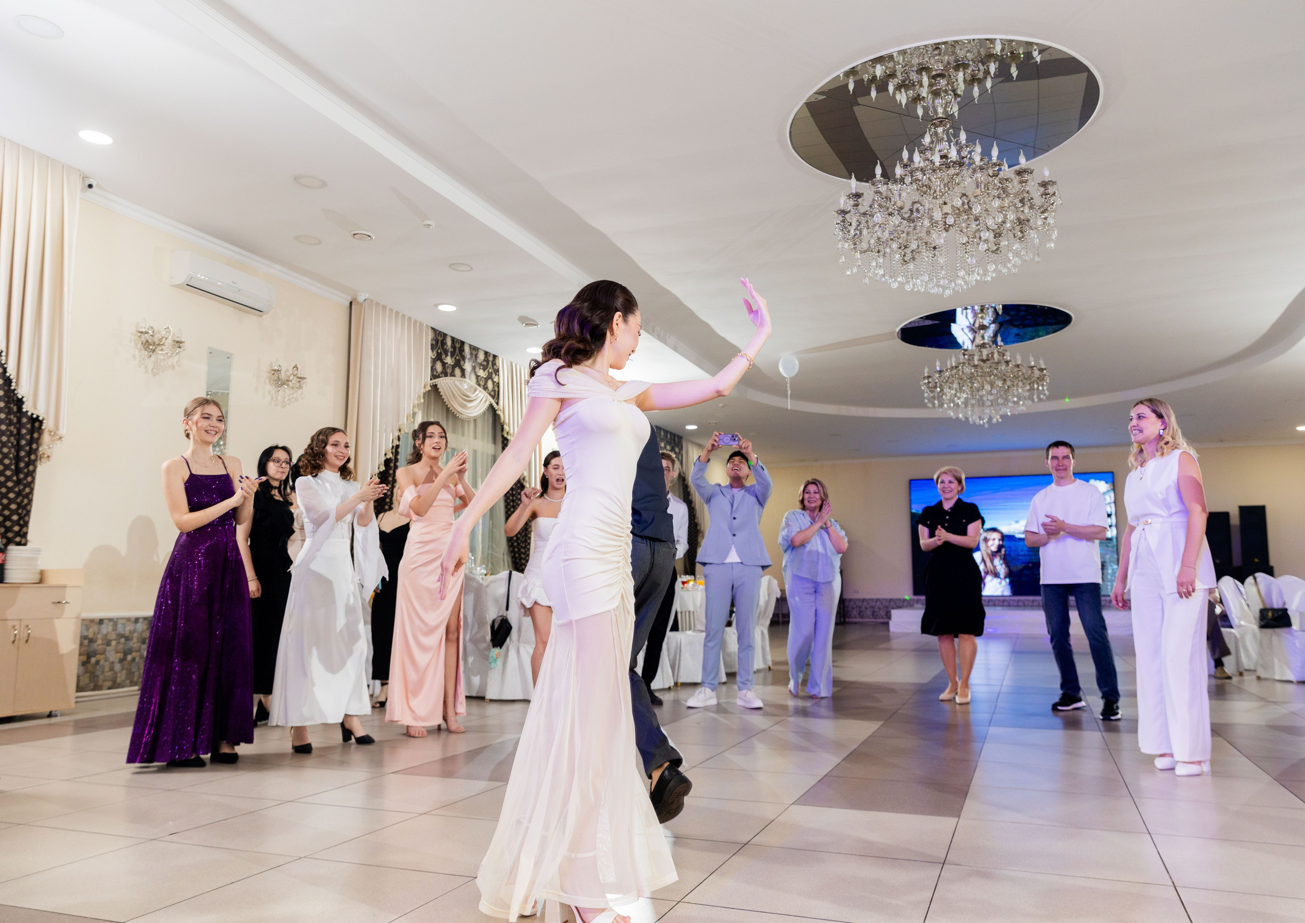 Школа № 10. Выпускной, 11 «А» класс