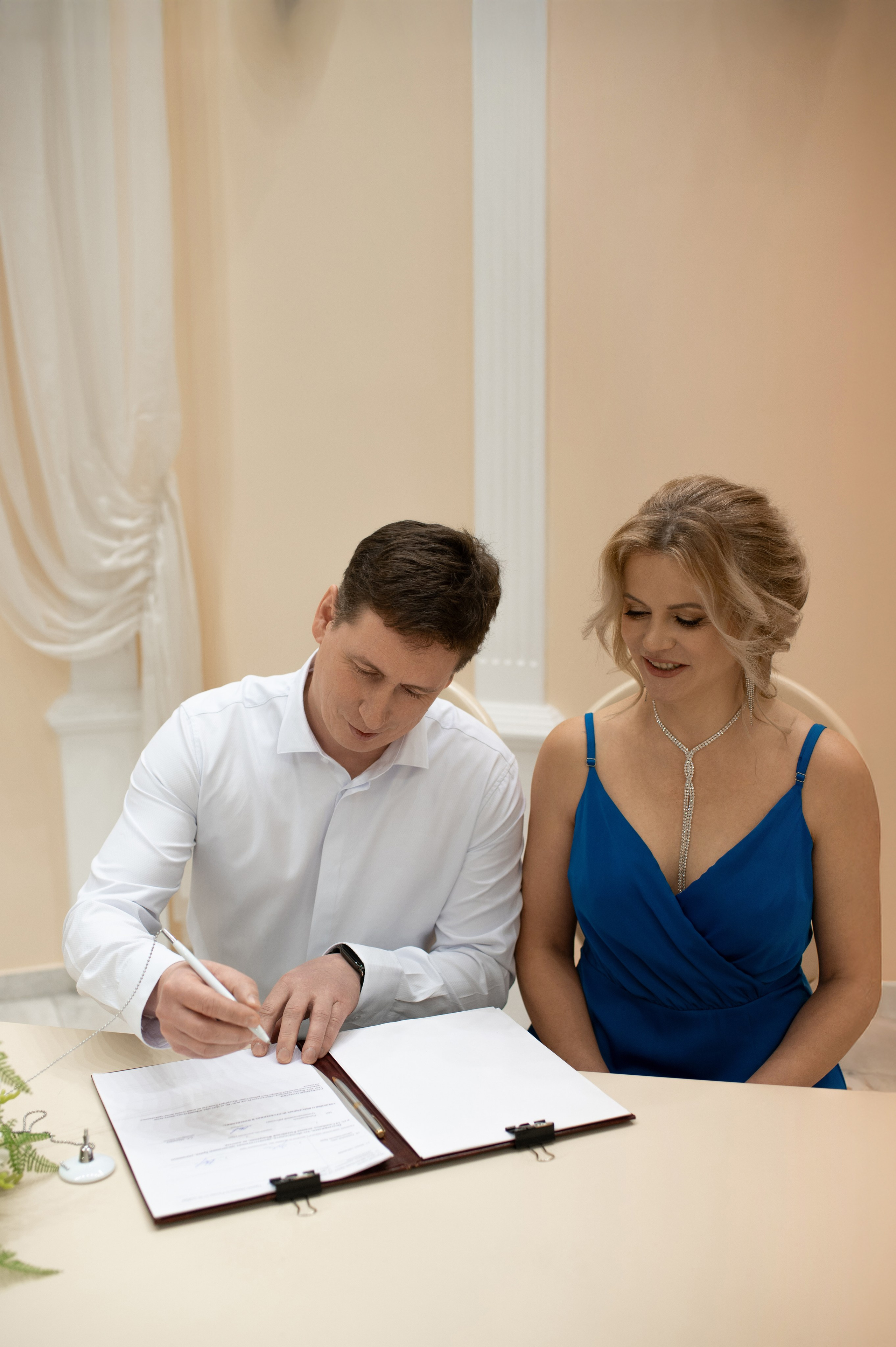 ЗАГС Выборгского района. Семейный и свадебный фотограф в Санкт-Петербурге Юлия Мельникова