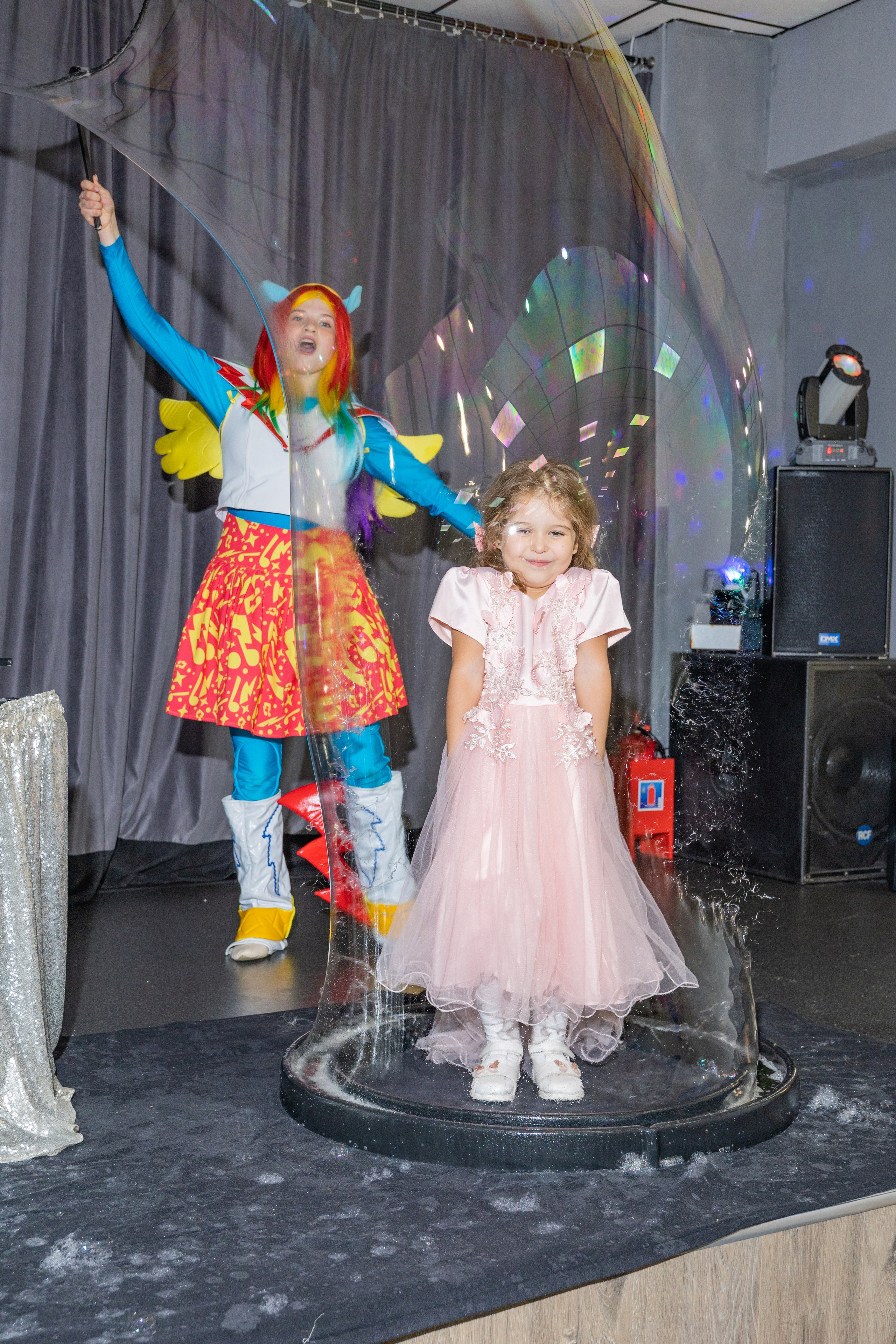 День Рождение Есении в Rabbit Holl. Выпускные альбомы во Владивостоке