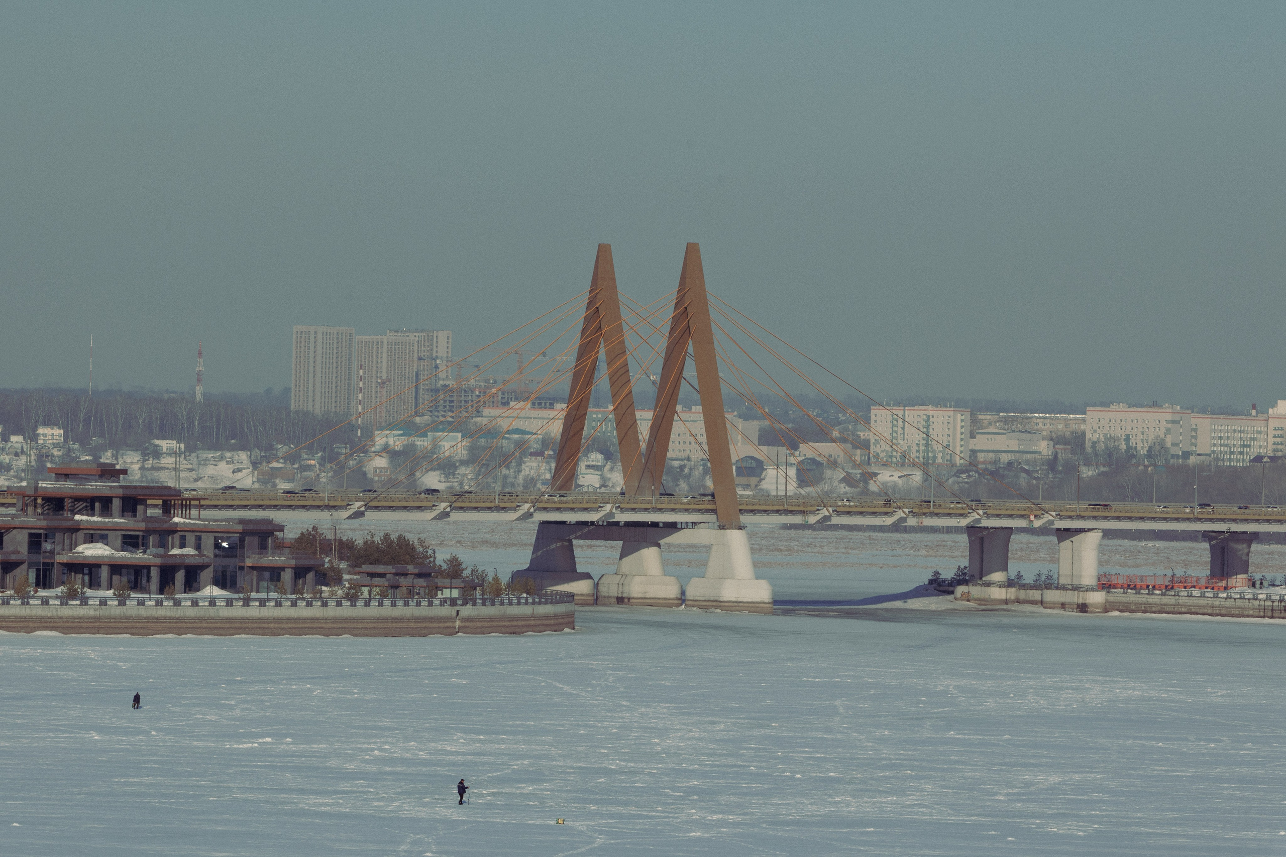 Прогулка по Кремлевской набережной | 19 марта 2026 г. Фотограф Казань