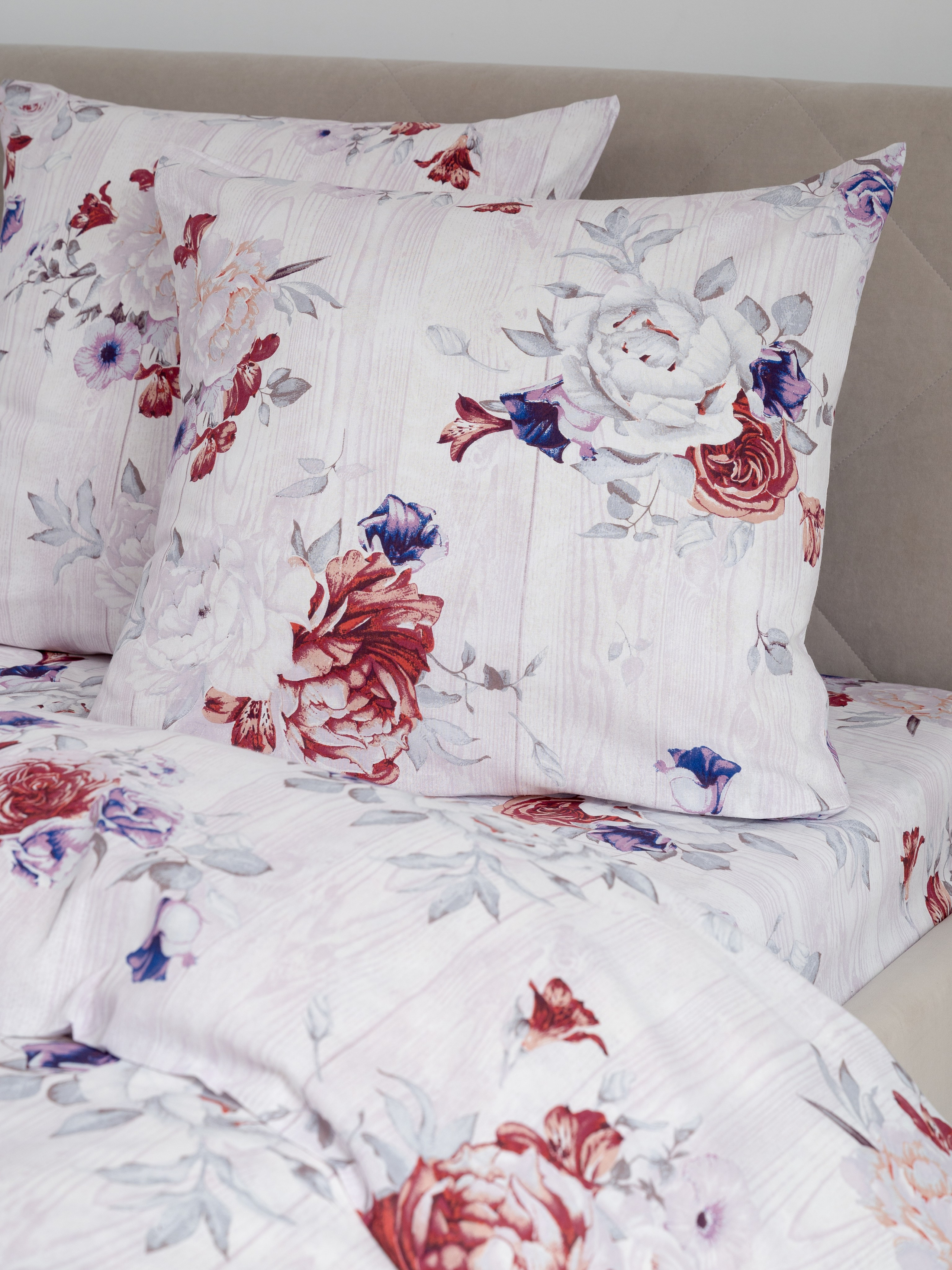 Съемка в студии «Изюм». Фотограф для маркетплейсов в г. Иваново Клещенок Юлия