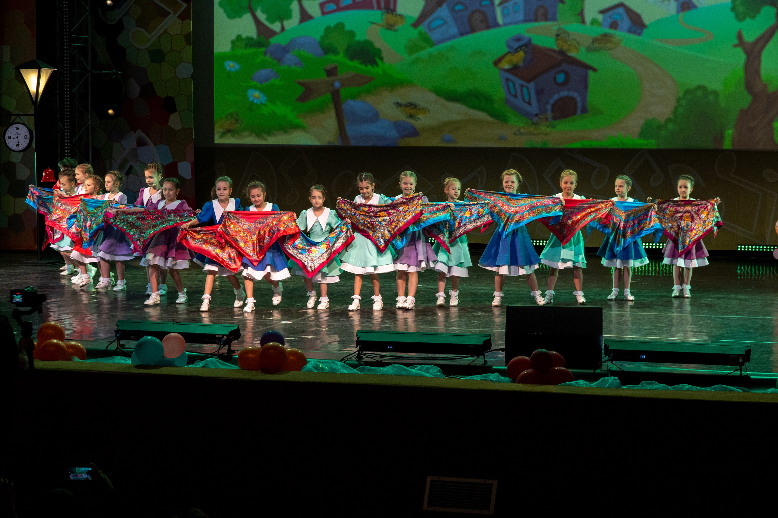 Съёмка концерта для Домисольки, большой концертный зал Космос. «Студия DRONAVT`s» — видеосъёмка и фотография г. Москва