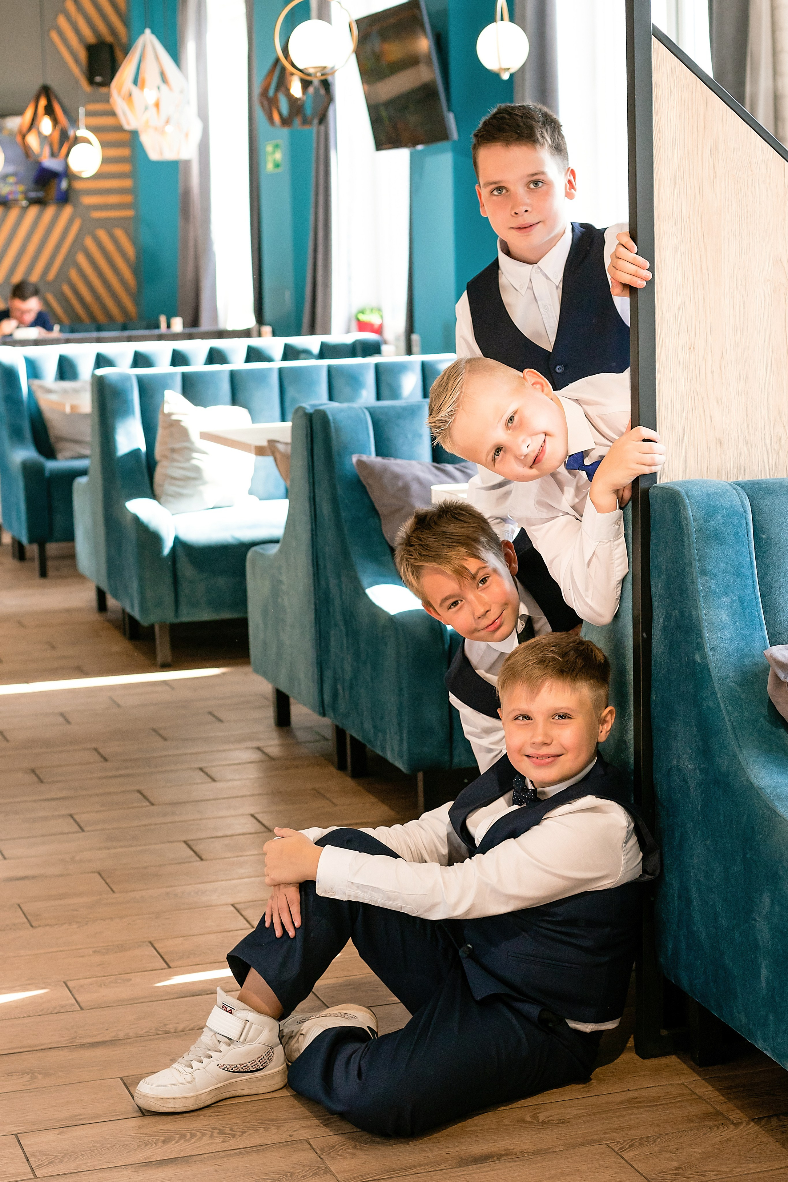 4 класс. Съёмка в кафе. Выпускные альбомы «Эврика» в Нижнем Новгороде