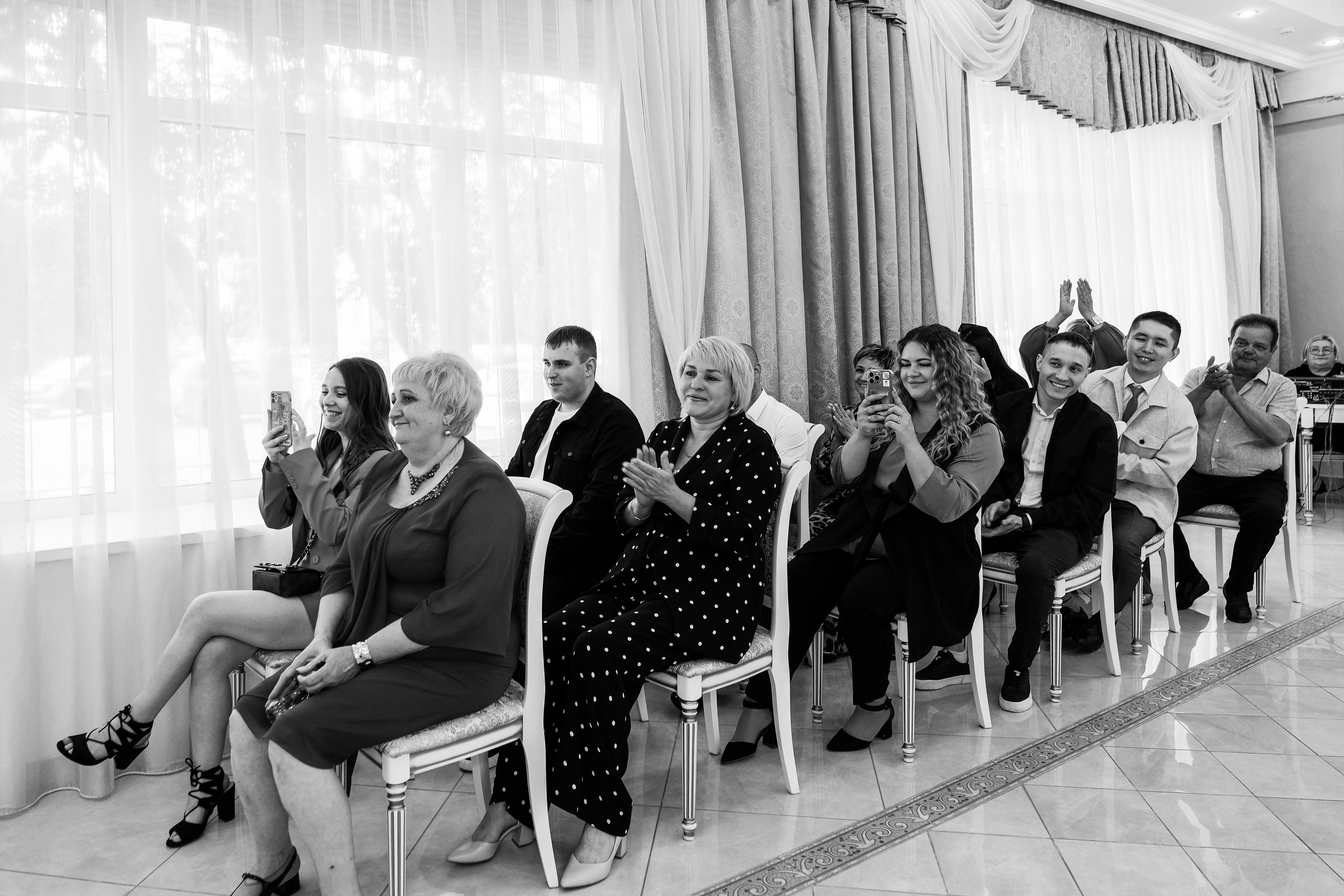 Сергей и Евгения_свадебная фотосессия в Версале. Свадебный фотограф в Челябинске Сырчикова Наталья