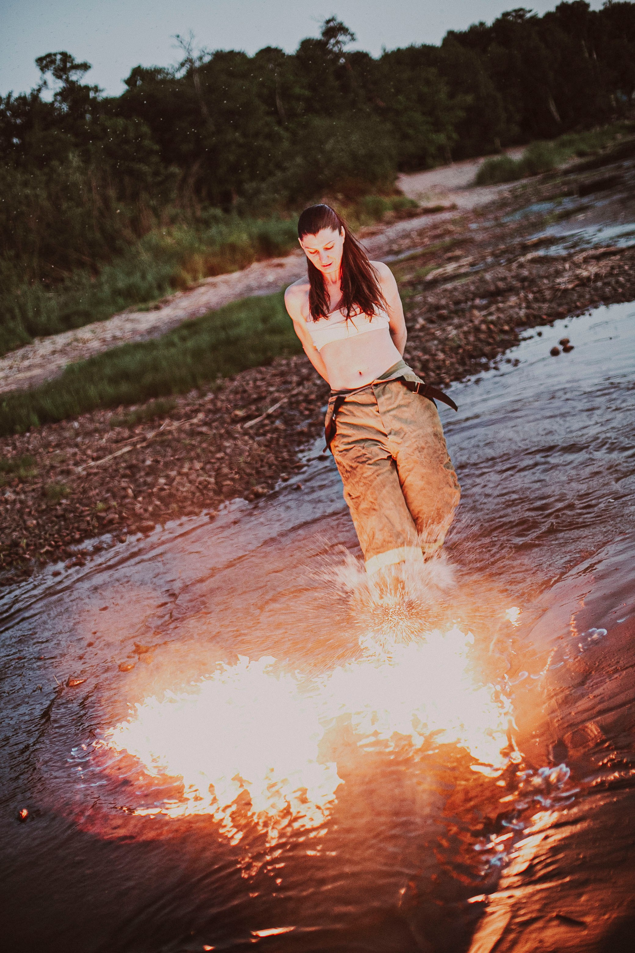 Настя. Фотосессия с огнем и водой. Портретный и эротический фотограф Ирина Подборская (18+)