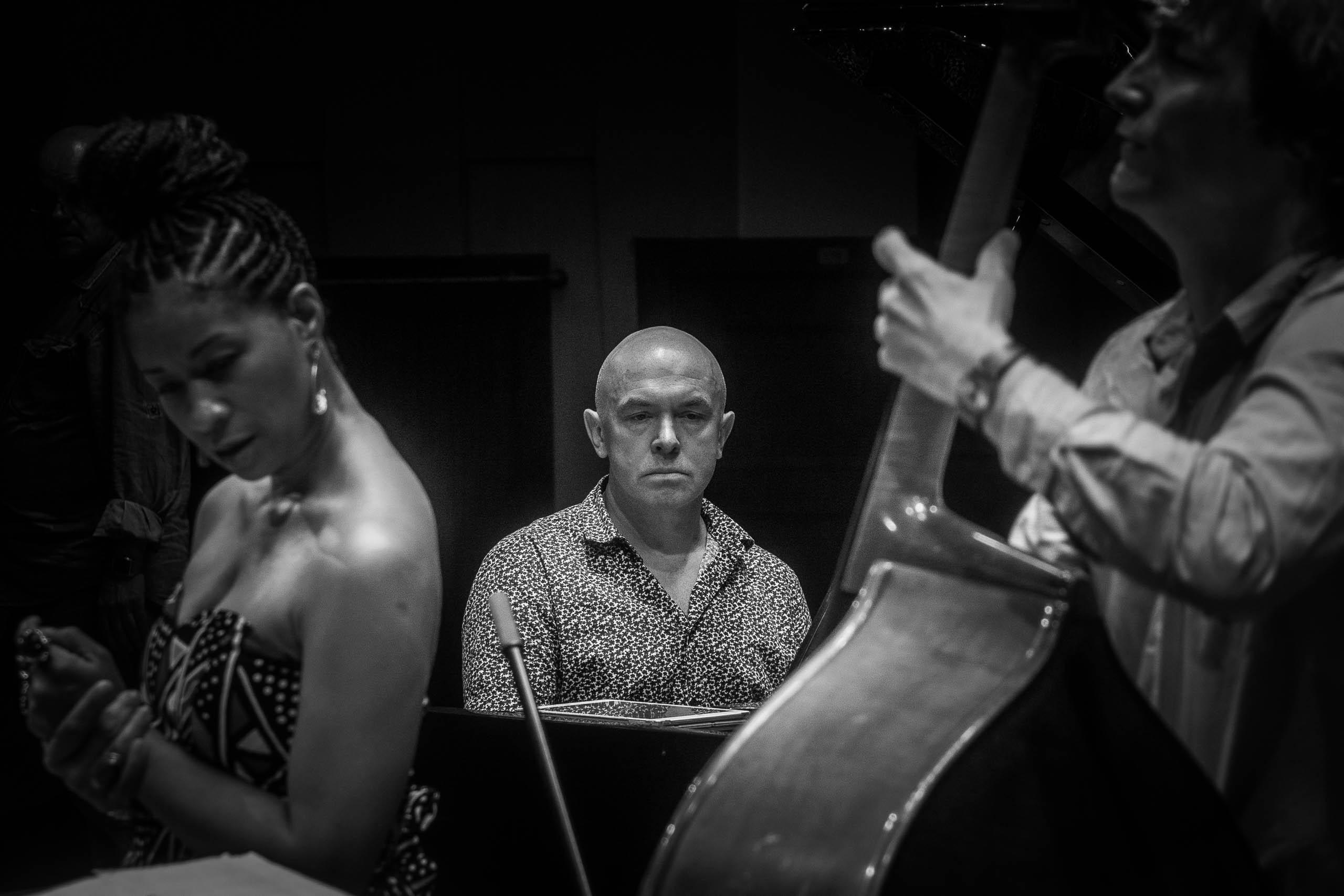 Репортажный черно-белый портрет. Фотограф Алексей Школдин. Новосибирск