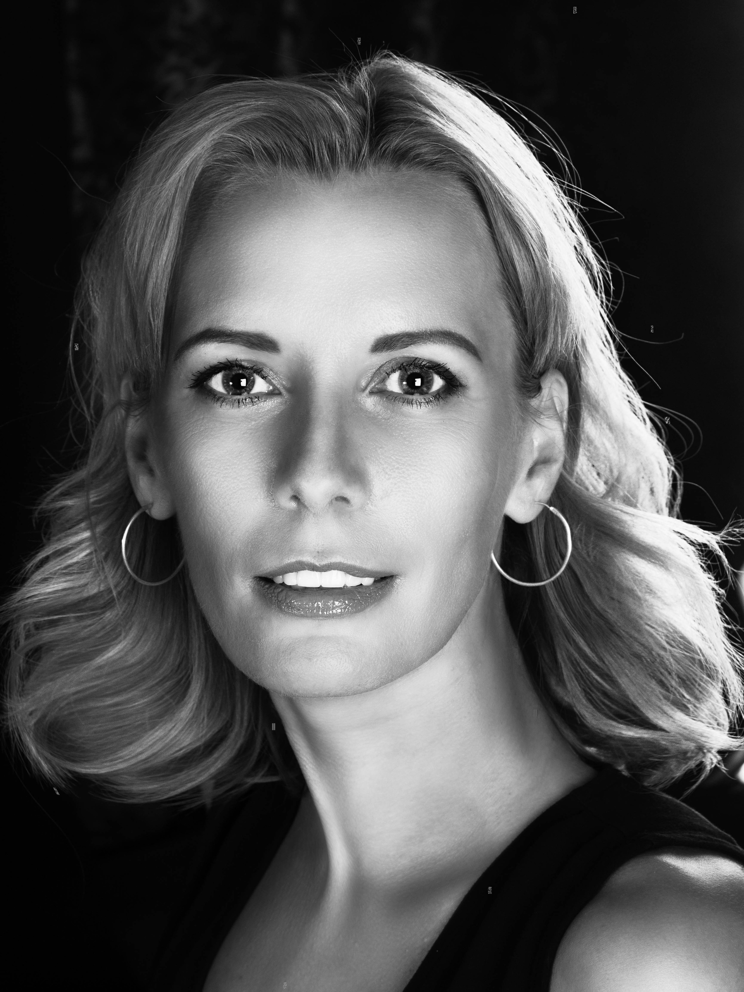 Студийный крупноплановый портрет. Фотограф Алексей Школдин. Новосибирск