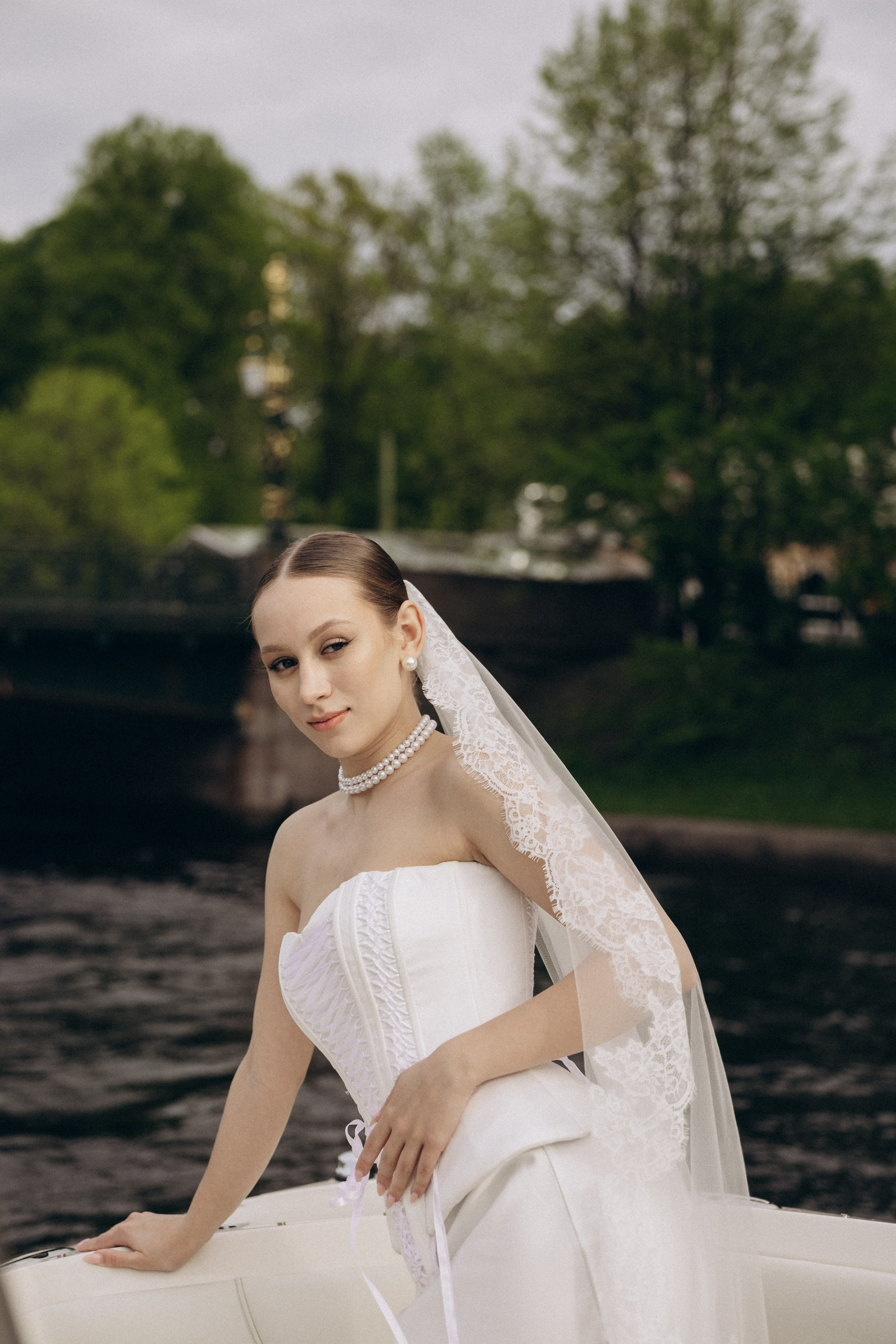 Свадебная прогулка на катере. Семейный и свадебный фотограф в Санкт-Петербурге Екатерина Васильева