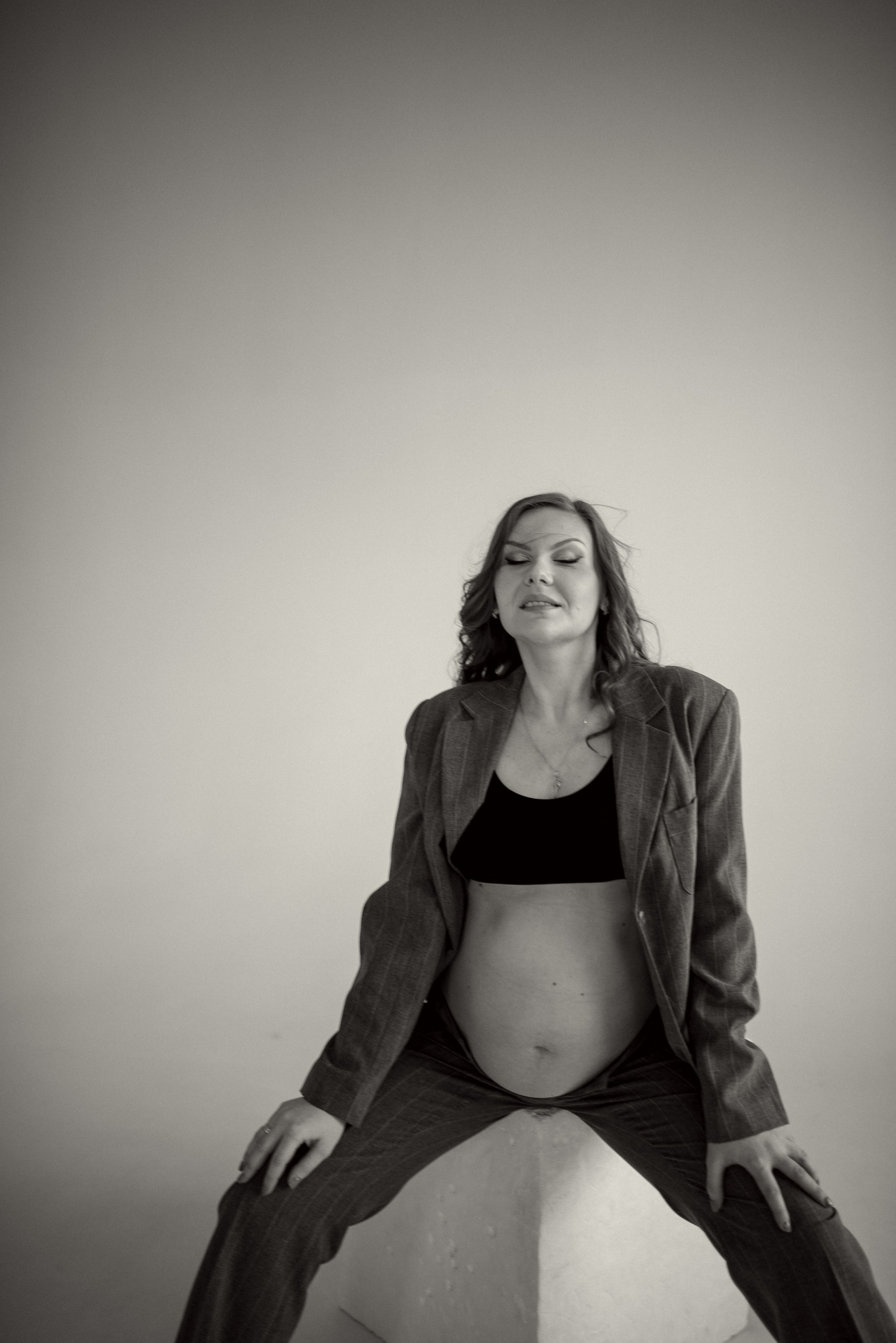 Фотосессия беременности в студии Бутово. Семейная фотосессия Бутово Москва фотограф Алина Морщагина