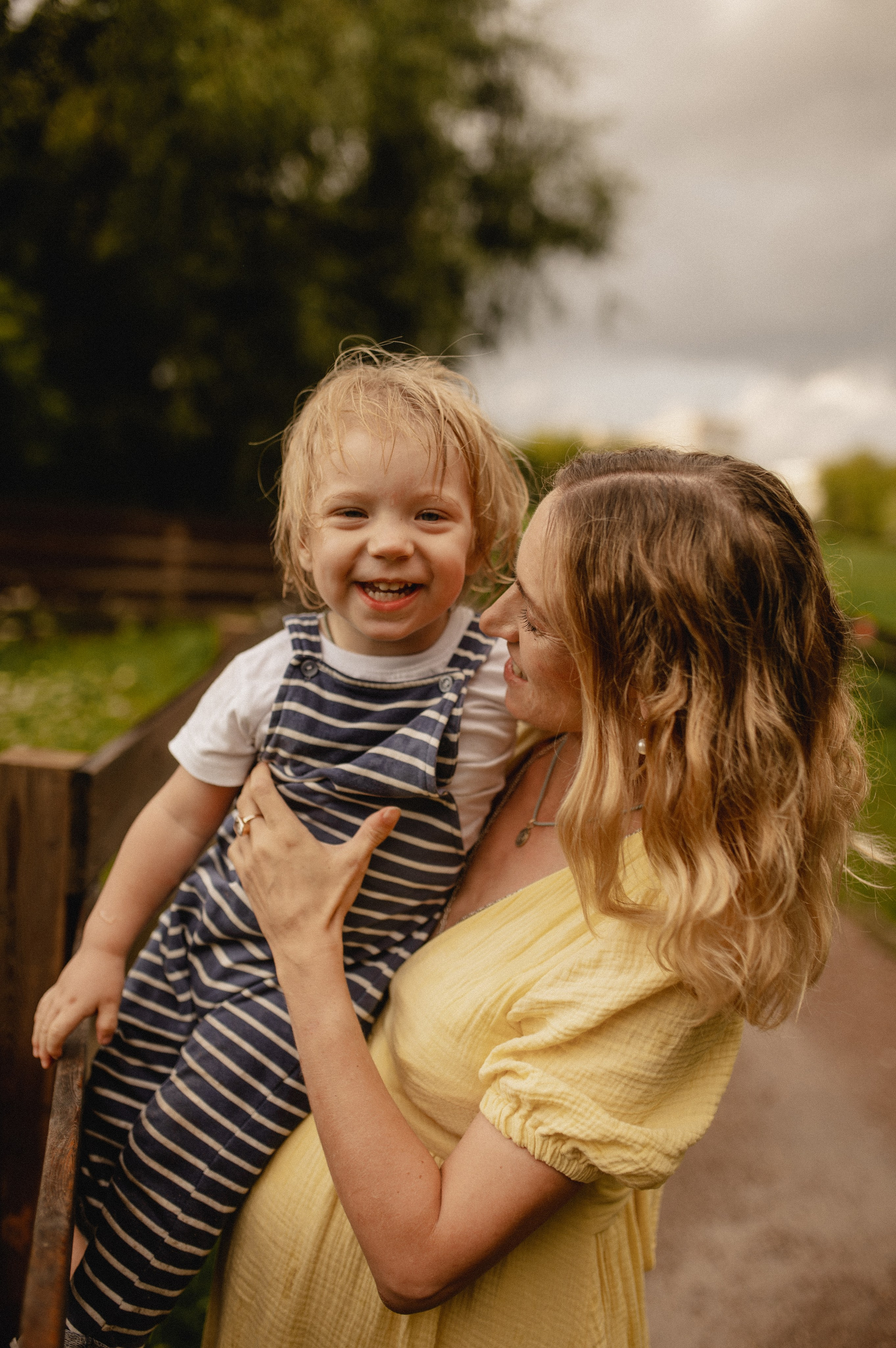 Фотосессия беременности мама и сын. Семейная фотосессия Бутово Москва фотограф Алина Морщагина