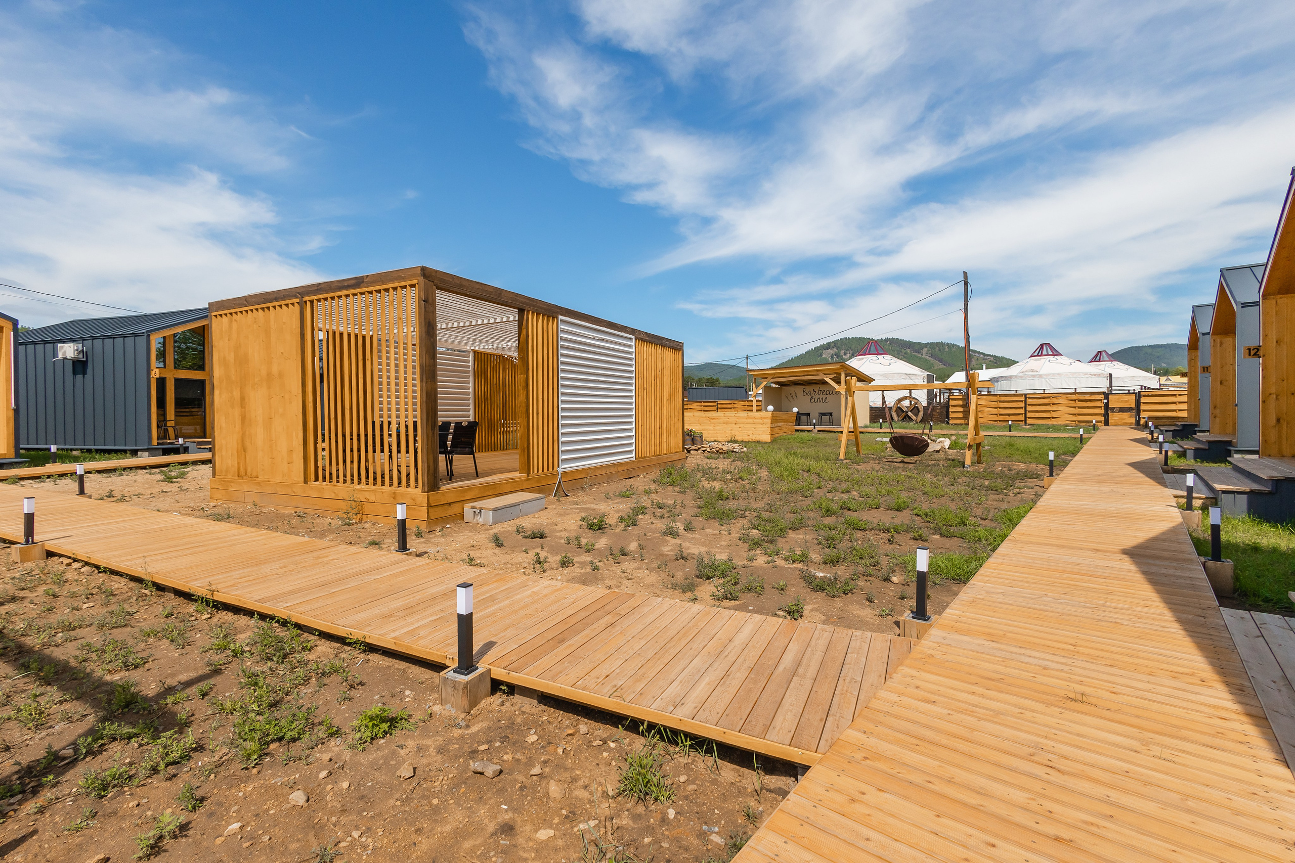 Номадик. Фотограф и видеограф в Улан-Удэ: Аюна Габагуева и Артём Шаханов