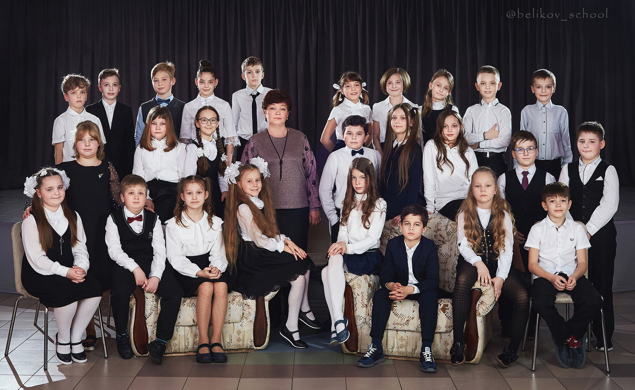 Общая фотография класса. Школьный фотограф Сергей Беликов