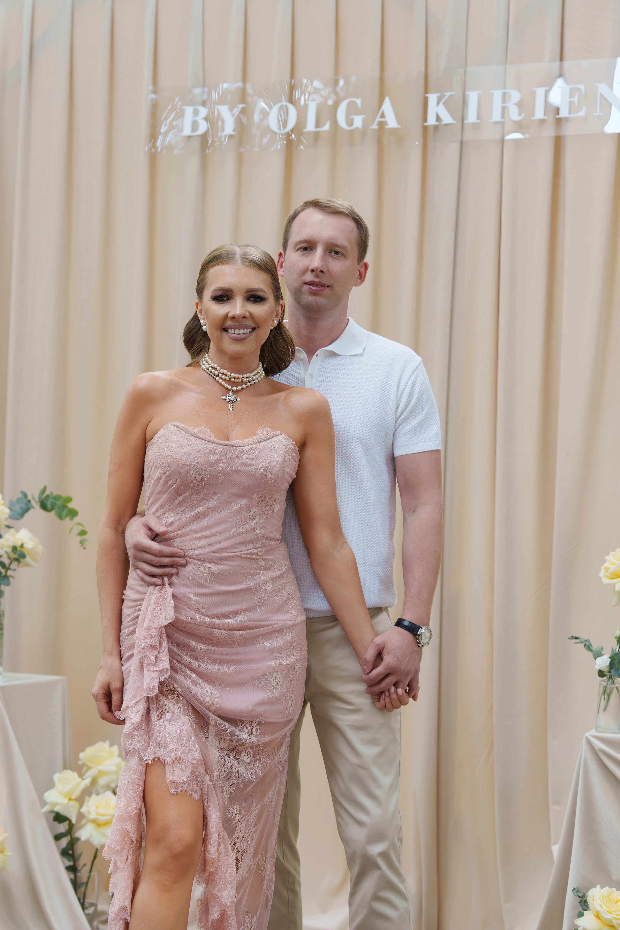 BY OLGA KIRIENKO. Свадебный и репортажный фотограф Элина Козырьянова