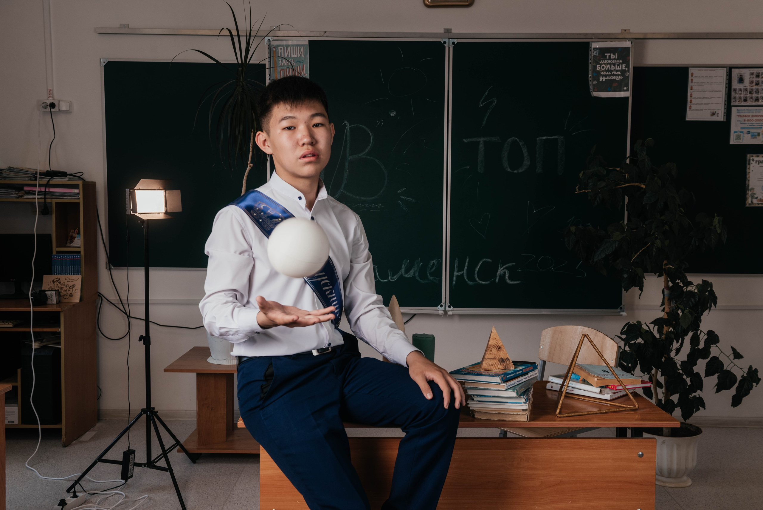 Выпускной фотоальбом для средней школы. Фотограф Эллина Дар г. Улан-Удэ