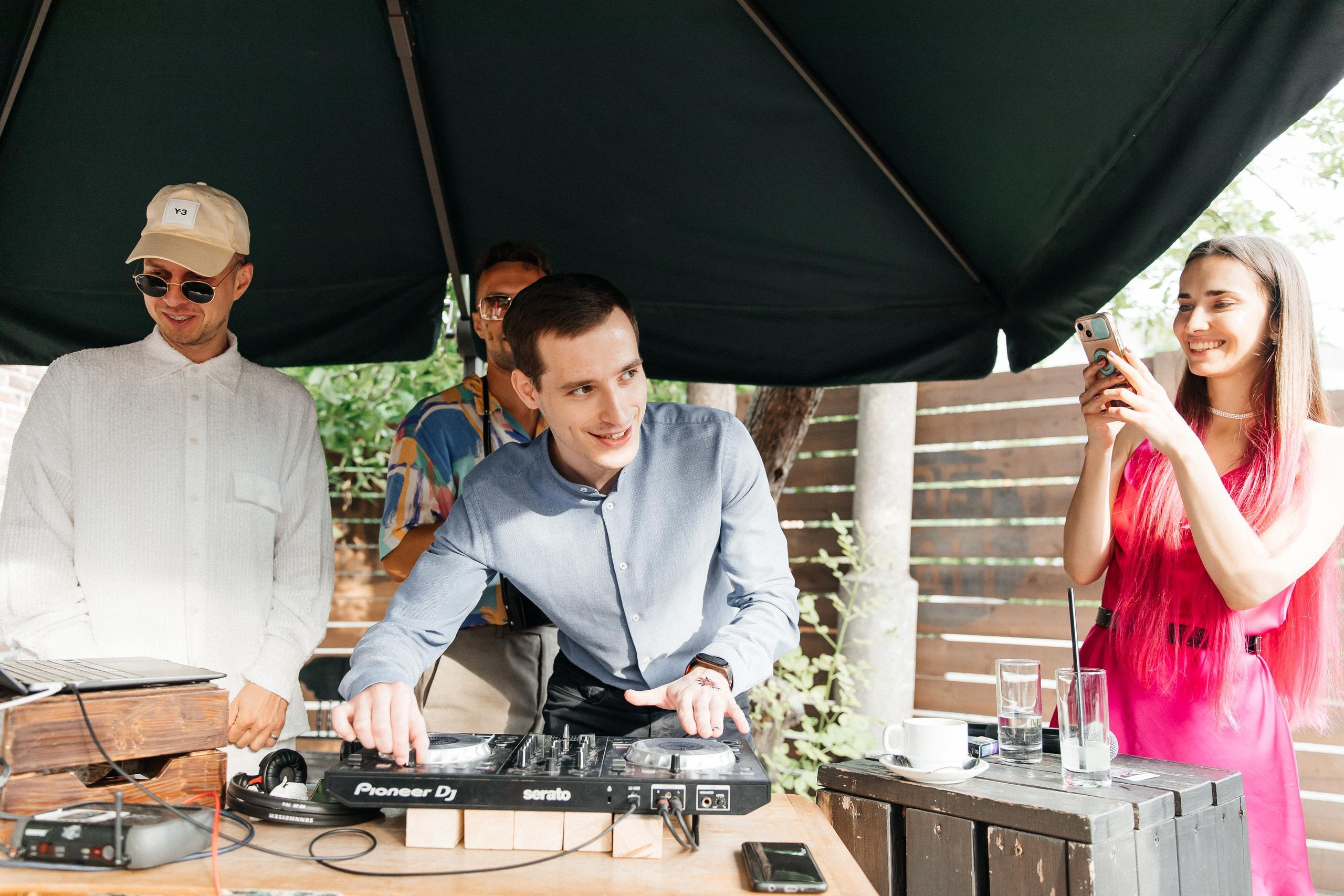 Константин и Дара. Вечеринка. Организация и координация свадебных и семейных торжеств