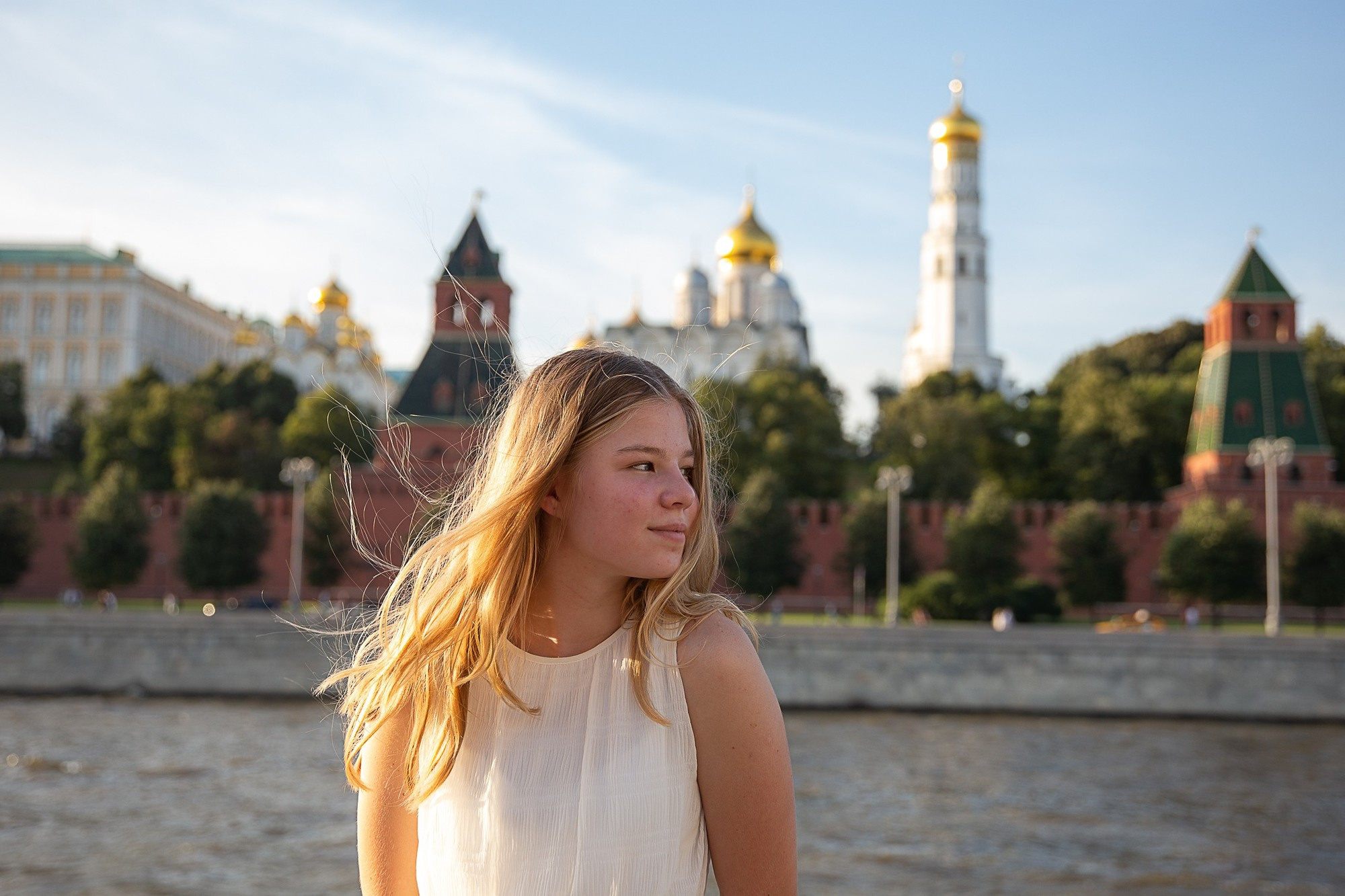 Семейная фотопрогулка по центру Москвы летом. Семейный и школьный фотограф в Москве Анна Ткач