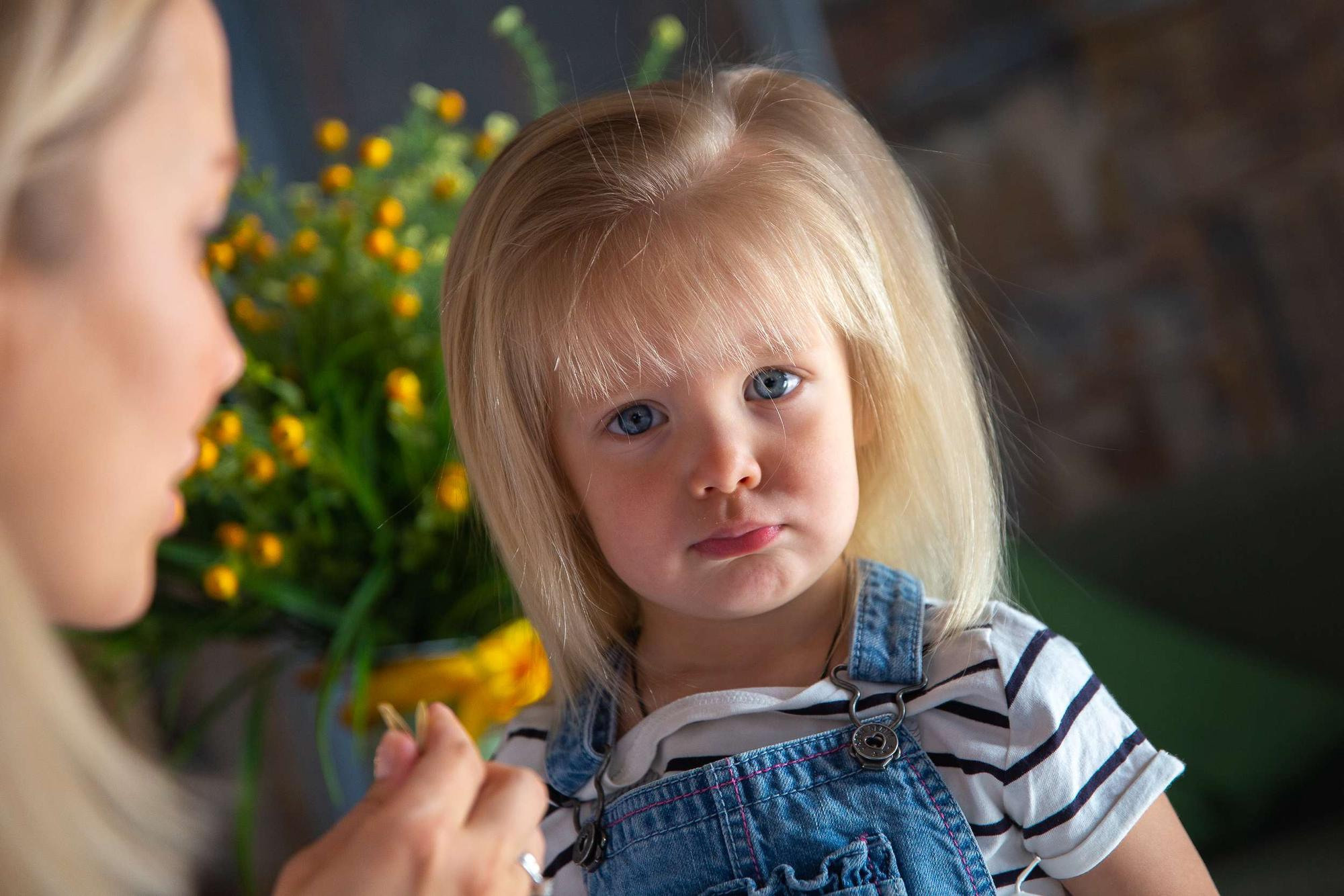 Студийная семейная съемка в ожидании второго малыша. Семейный и школьный фотограф в Москве Анна Ткач