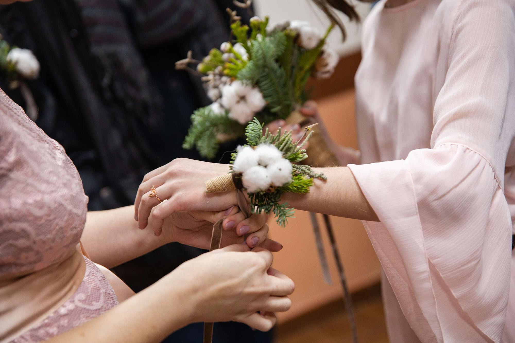 Свадебная фотопрогулка для беременной пары в Москве зимой. Семейный и школьный фотограф в Москве Анна Ткач