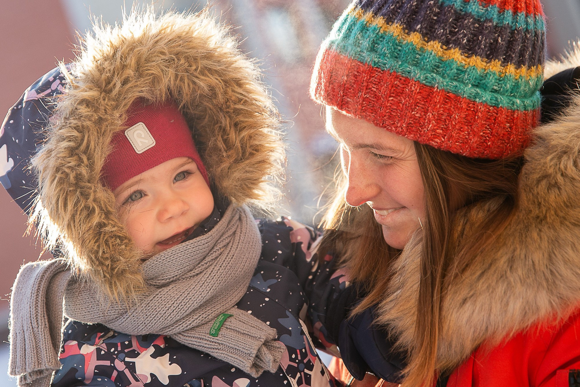 Фотосессия для мамы с дочкой дома и на улице зимой. Семейный и школьный фотограф в Москве Анна Ткач
