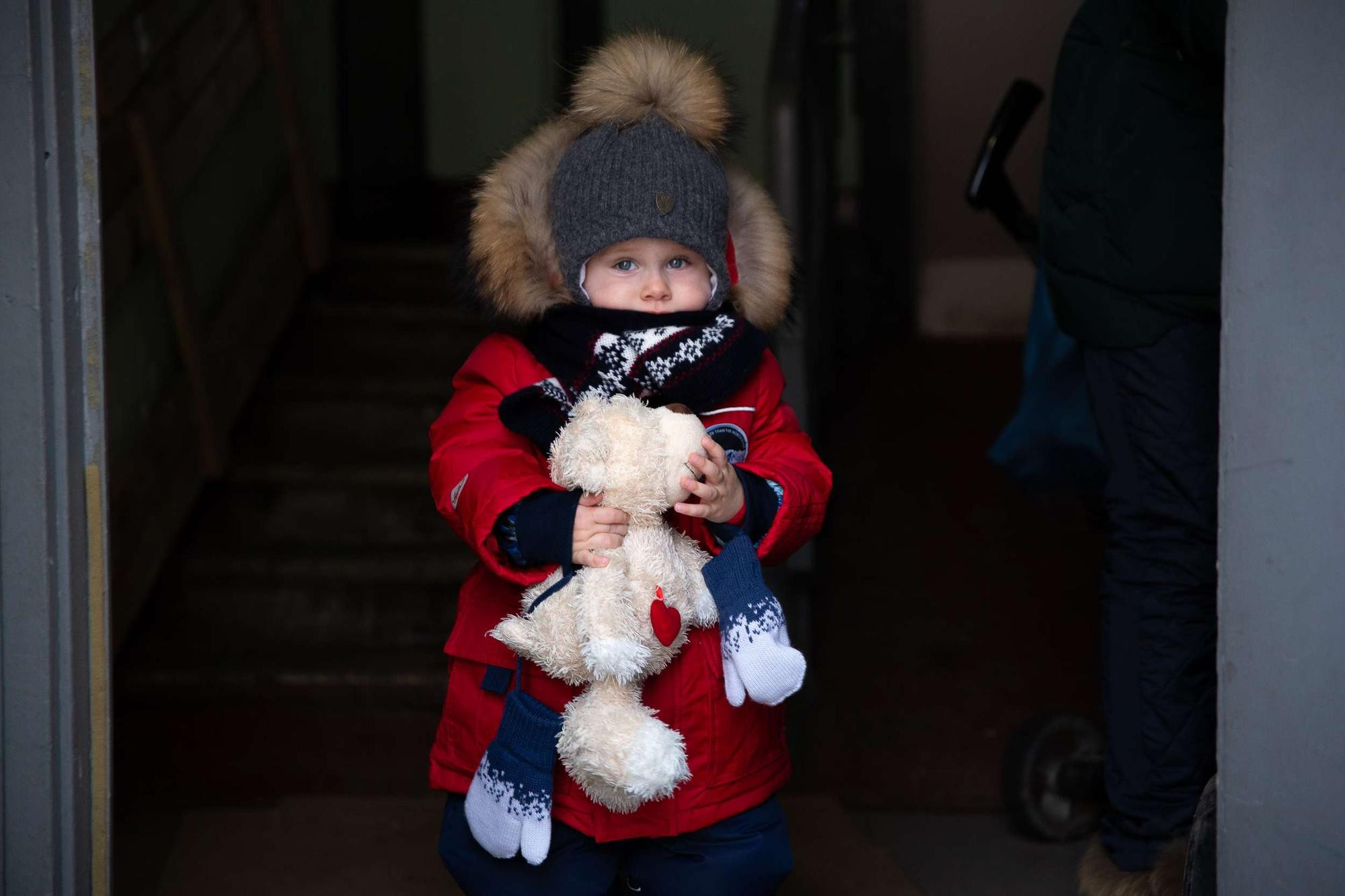 Новогодняя фотосессия в квартире для маленького мальчика и его мамы. Семейный и школьный фотограф в Москве Анна Ткач