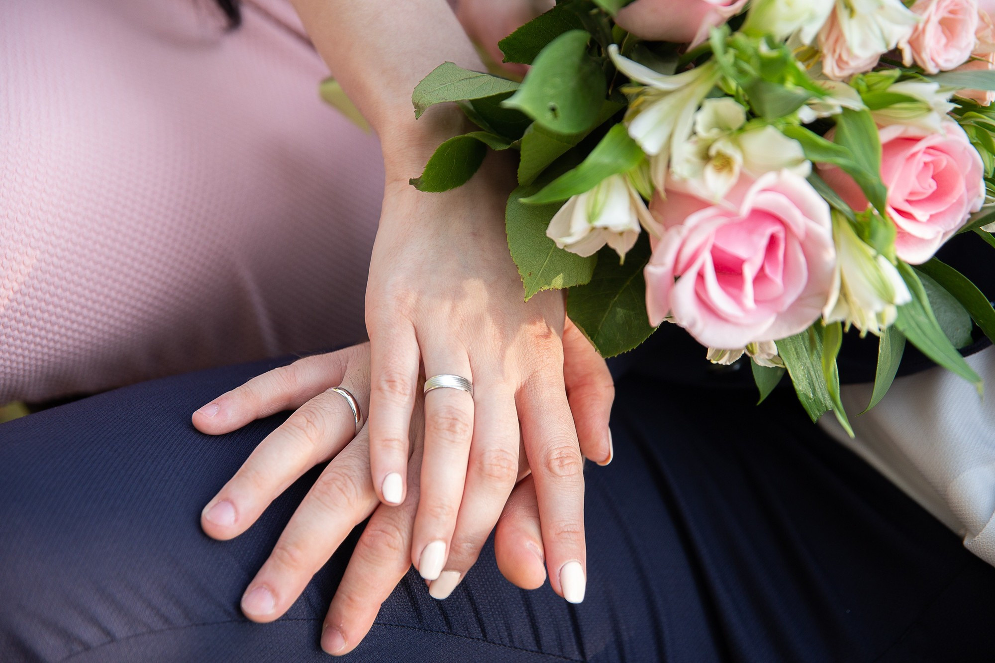 Свадебная прогулка в парке Коломенское в Москве летом. Семейный и школьный фотограф в Москве Анна Ткач