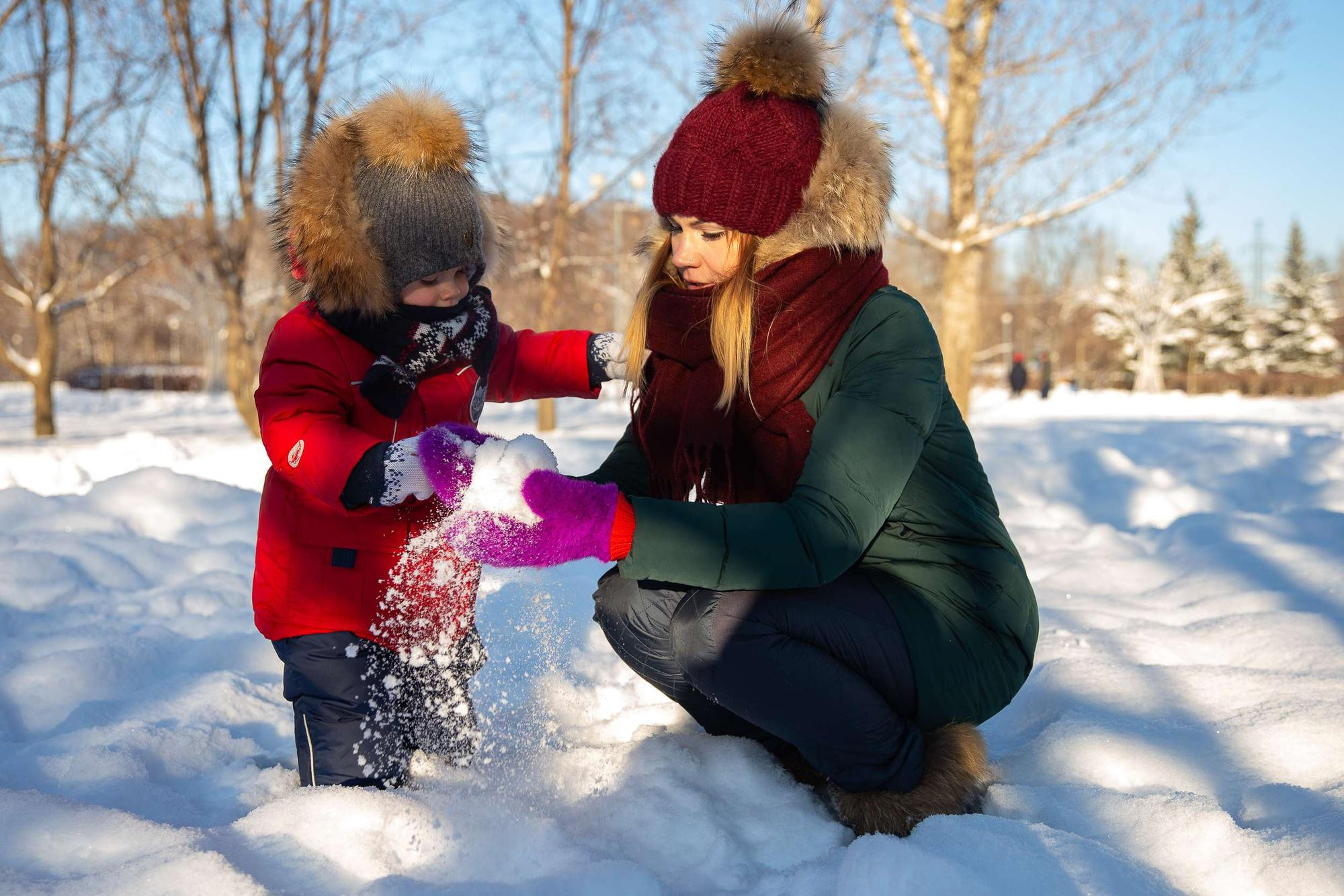 Новогодняя фотосессия в квартире для маленького мальчика и его мамы. Семейный и школьный фотограф в Москве Анна Ткач
