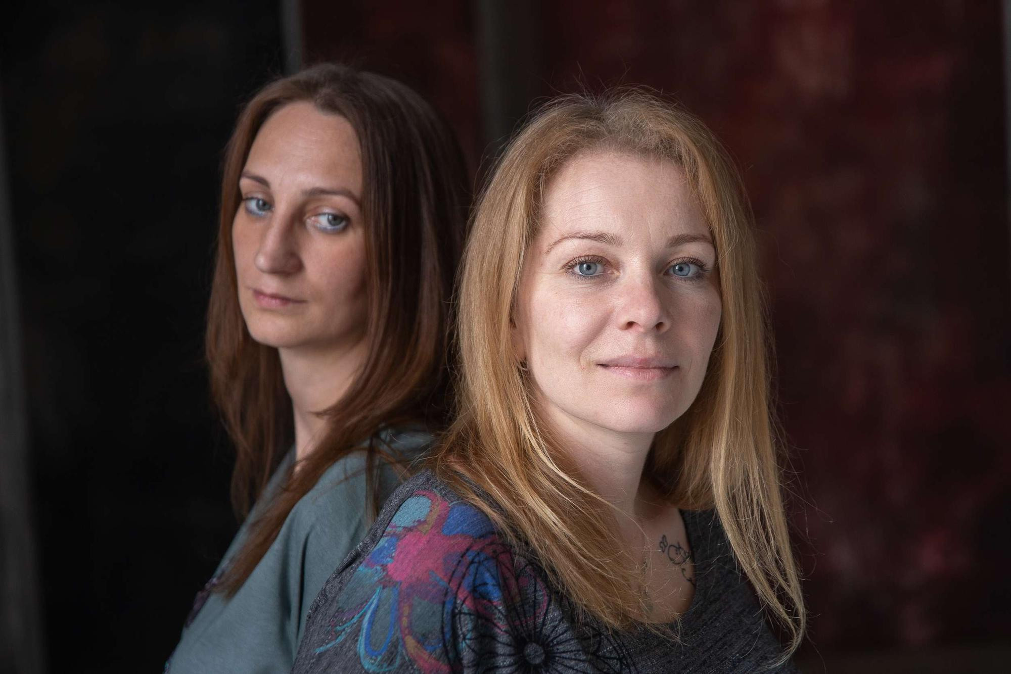 Студийная портретная фотосессия для мам и дочерей. Семейный и школьный фотограф в Москве Анна Ткач