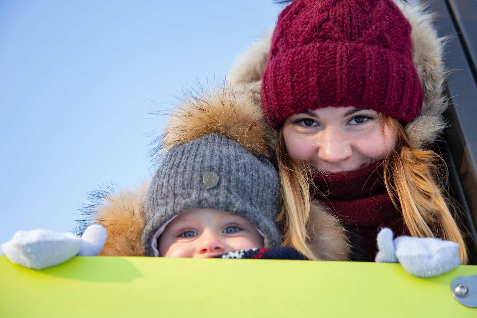 Новогодняя фотосессия в квартире для маленького мальчика и его мамы. Семейный и школьный фотограф в Москве Анна Ткач