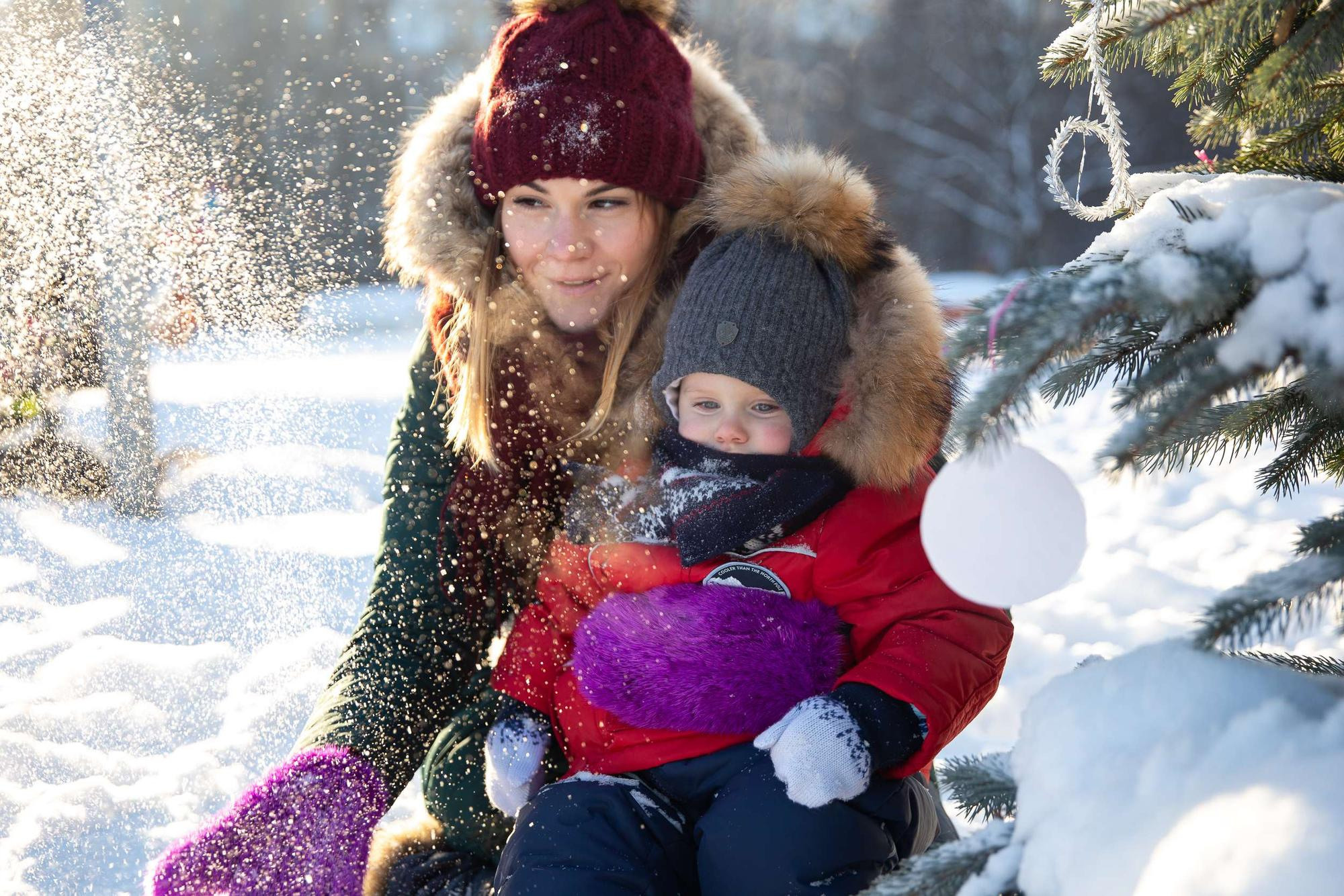 Новогодняя фотосессия в квартире для маленького мальчика и его мамы. Семейный и школьный фотограф в Москве Анна Ткач