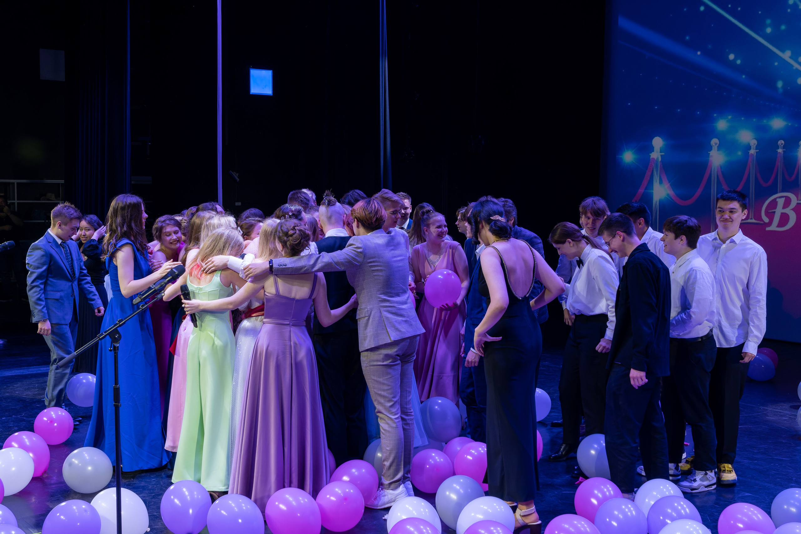 Съёмка на выпускной в школе 1155. «Студия DRONAVT`s» — видеосъёмка и фотография г. Москва