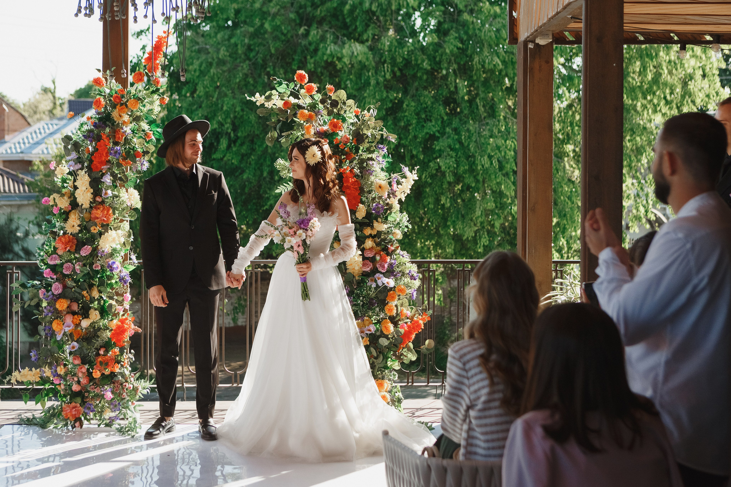 Свадебная фотосессия Михаила и Валерии на Чеховской набережной. Свадебный и семейный фотограф в Таганроге Бакарюк Антон