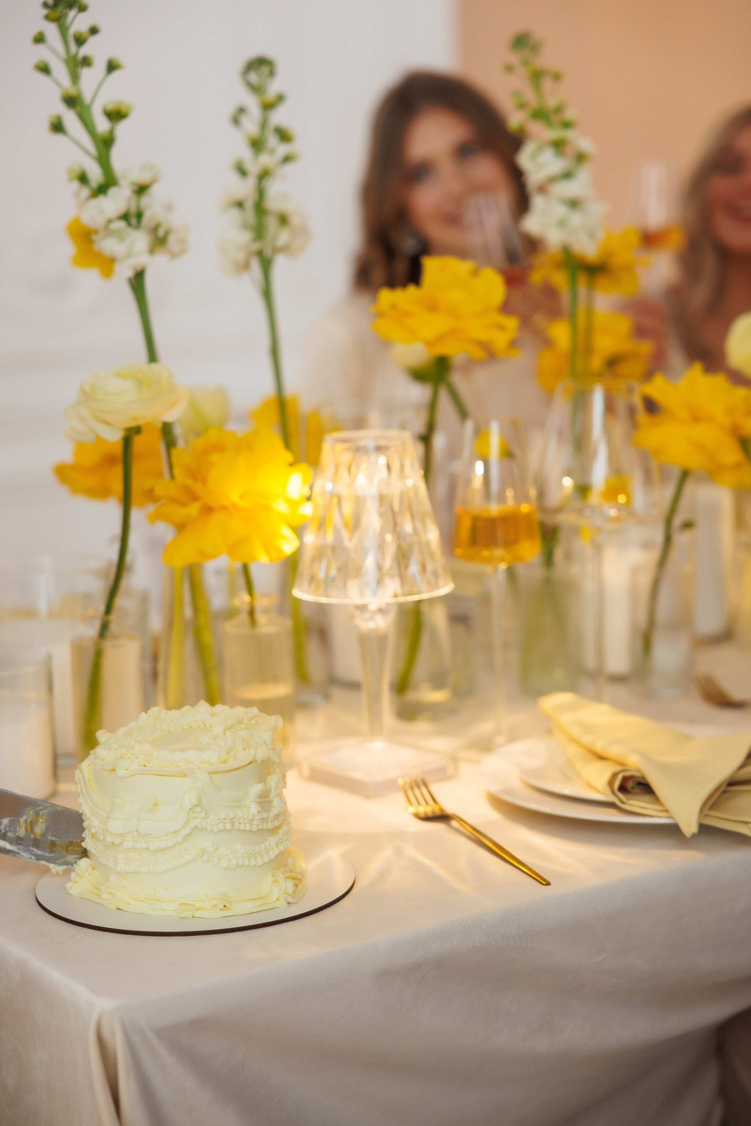 Камерная свадьба: весеннее настроение. Свадебный и семейный фотограф в Москве Красинская Мария