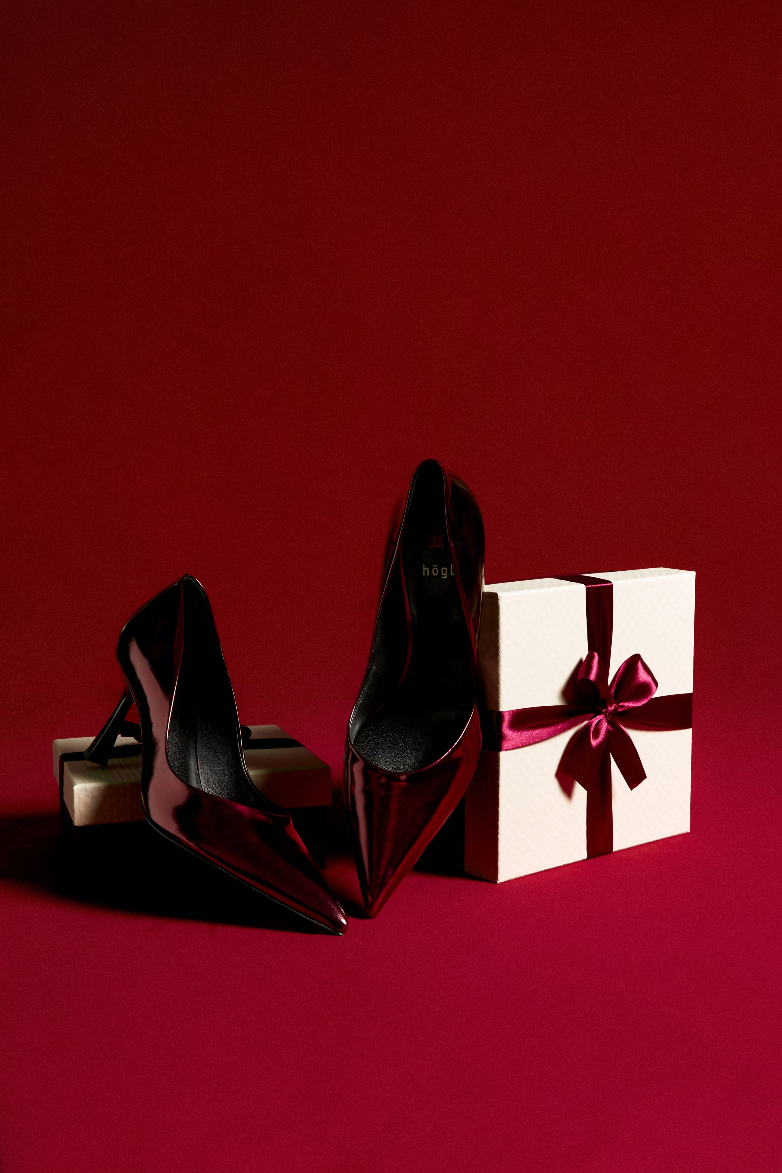 Hōgl christmas. Agreed.production