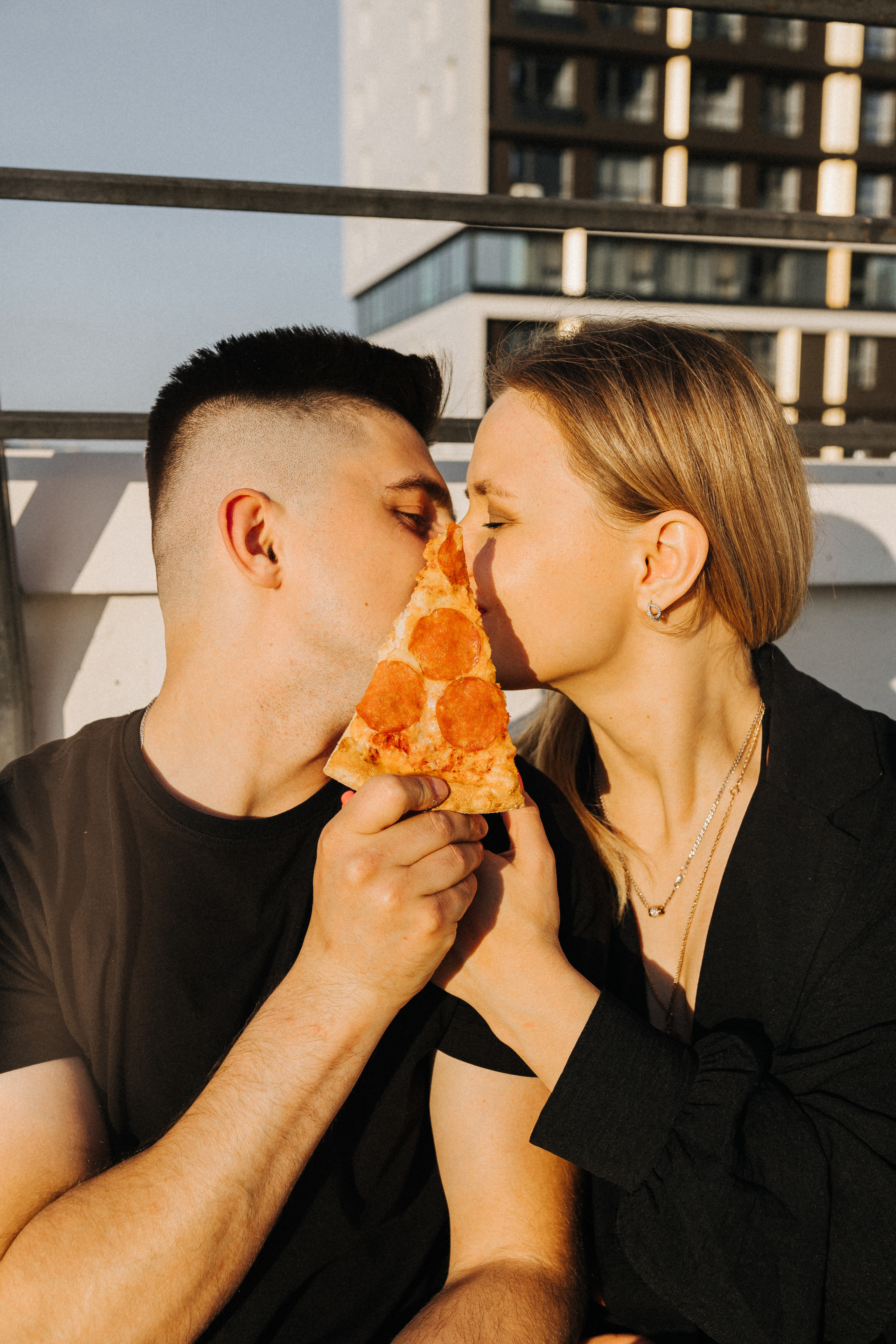 Пицца, скейт и кола. Свадебный фотограф в Москве и Екатеринбурге