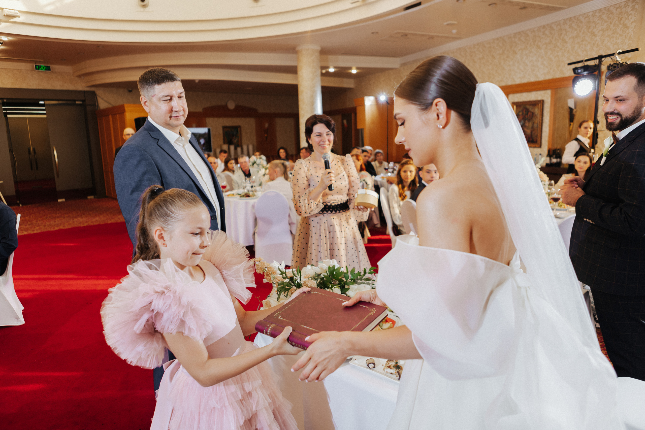 Кристина и Олег. Свадебный фотограф в Москве и Екатеринбурге