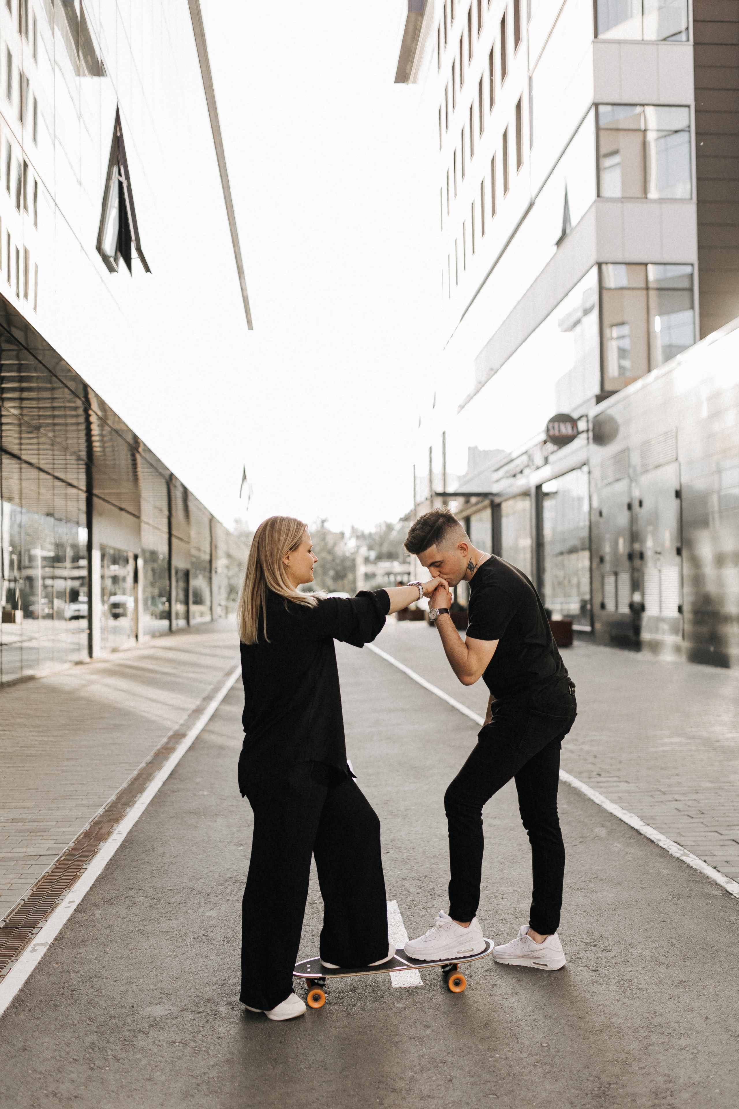 Пицца, скейт и кола. Свадебный фотограф в Москве и Екатеринбурге