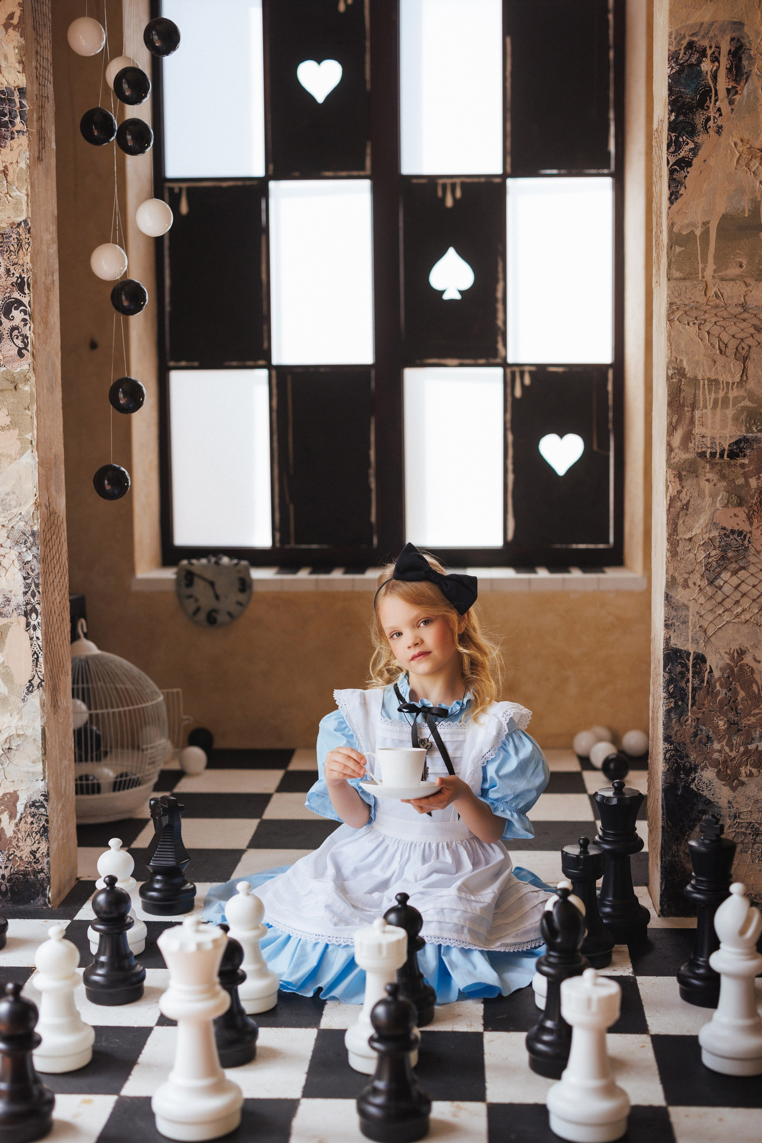 Фотосессия по мотивам мультфильма «Алиса в стране Чудес», фотостудия «Эль», город Краснодар. Семейный и детский фотограф в Краснодаре Анна Трашкова