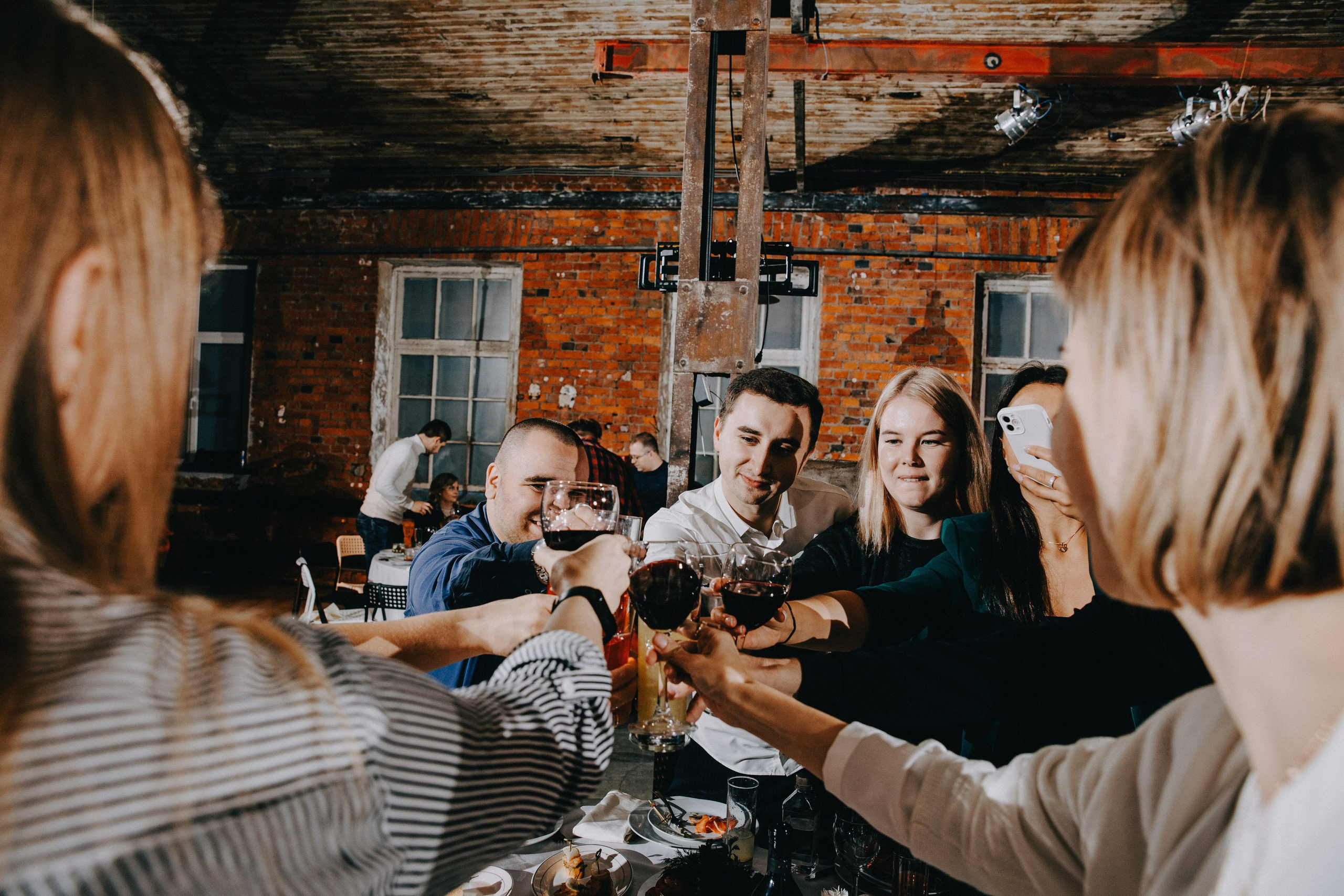 Корпоратив Райффайзен банка. АНДРЕЙ ШИРКАЛИН РЕПОРТАЖНЫЙ ФОТОГРАФ МОСКВА НА КОРПОРАТИВ, ДЕНЬ РОЖДЕНИЯ, БАНКЕТ, КОНФЕРЕНЦИЮ, ТИМБИЛДИНГ