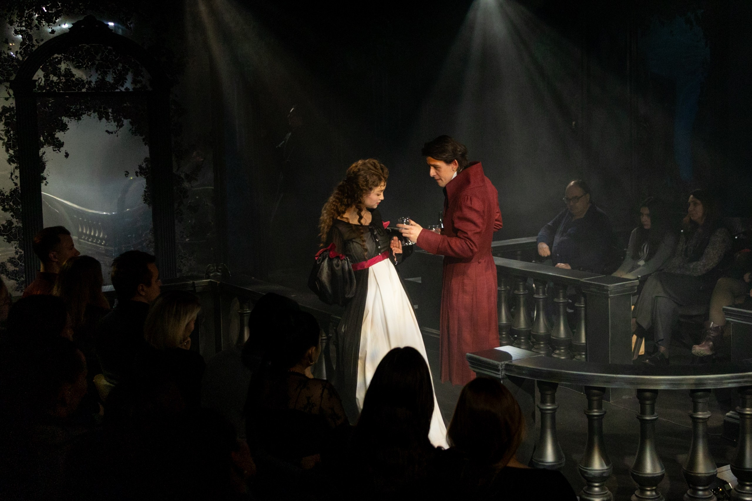Театральная постановка «Сумерки.Москва». Репортажный фотограф в Москве Аида Исламова