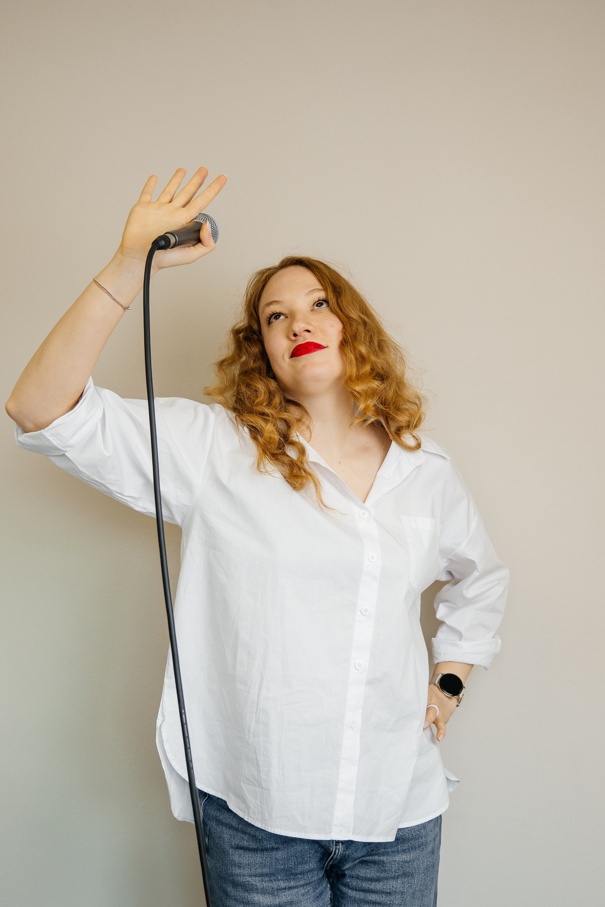 Конент фотографии для вокальной студии. Предметный фотограф в Горячем Ключе Вера Швец