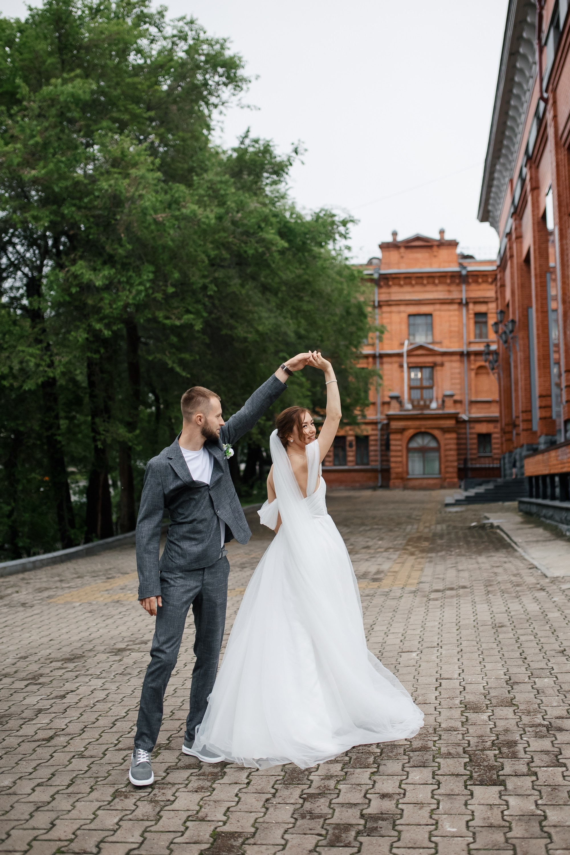 Константин и Антонина. Набережная.Дом Офицеров. Свадебный фотограф в Хабаровске