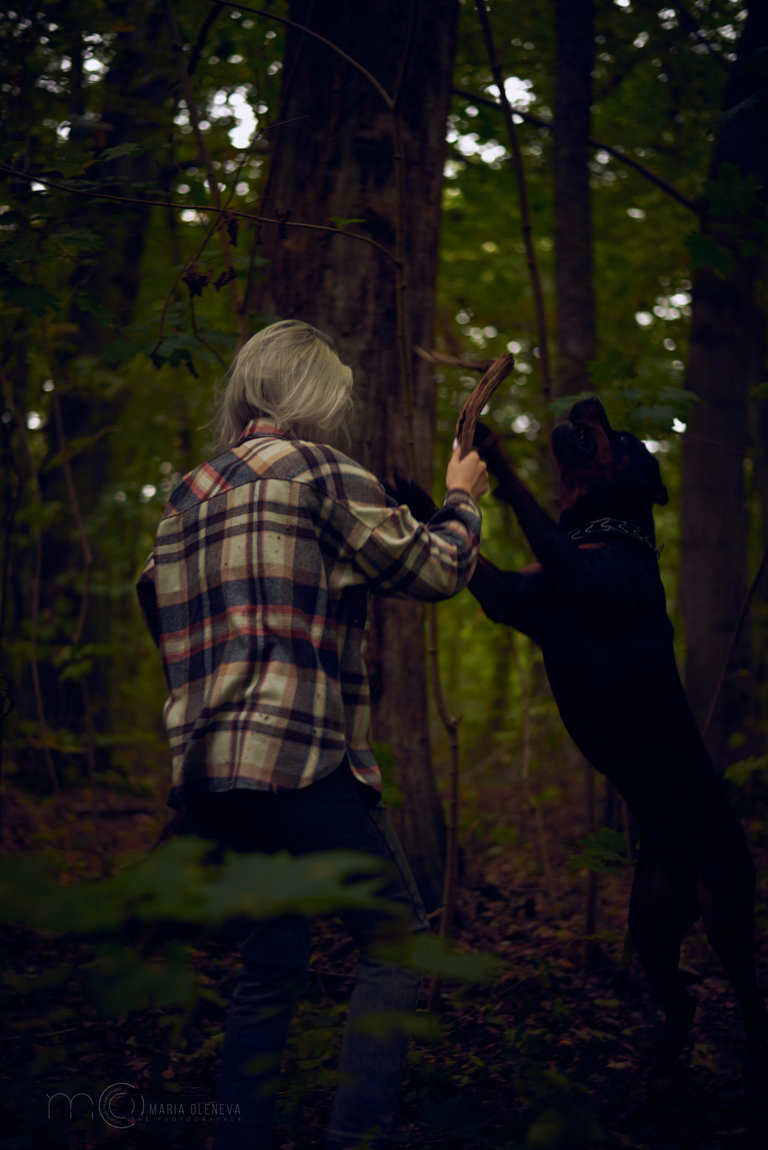 Прогулка с собакой. Фотограф Мария Оленева