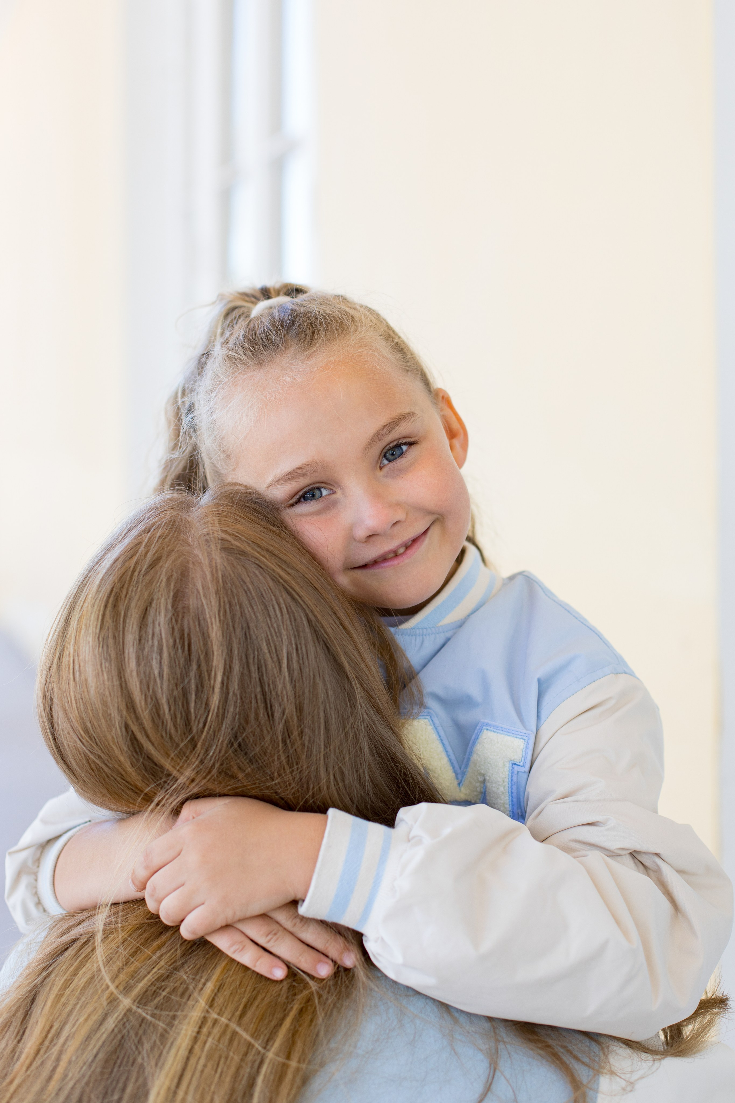 Фотосессия мамы и дочки в Парке Победы. Детский и контент фотограф Надя Волкова Санкт-Петербург