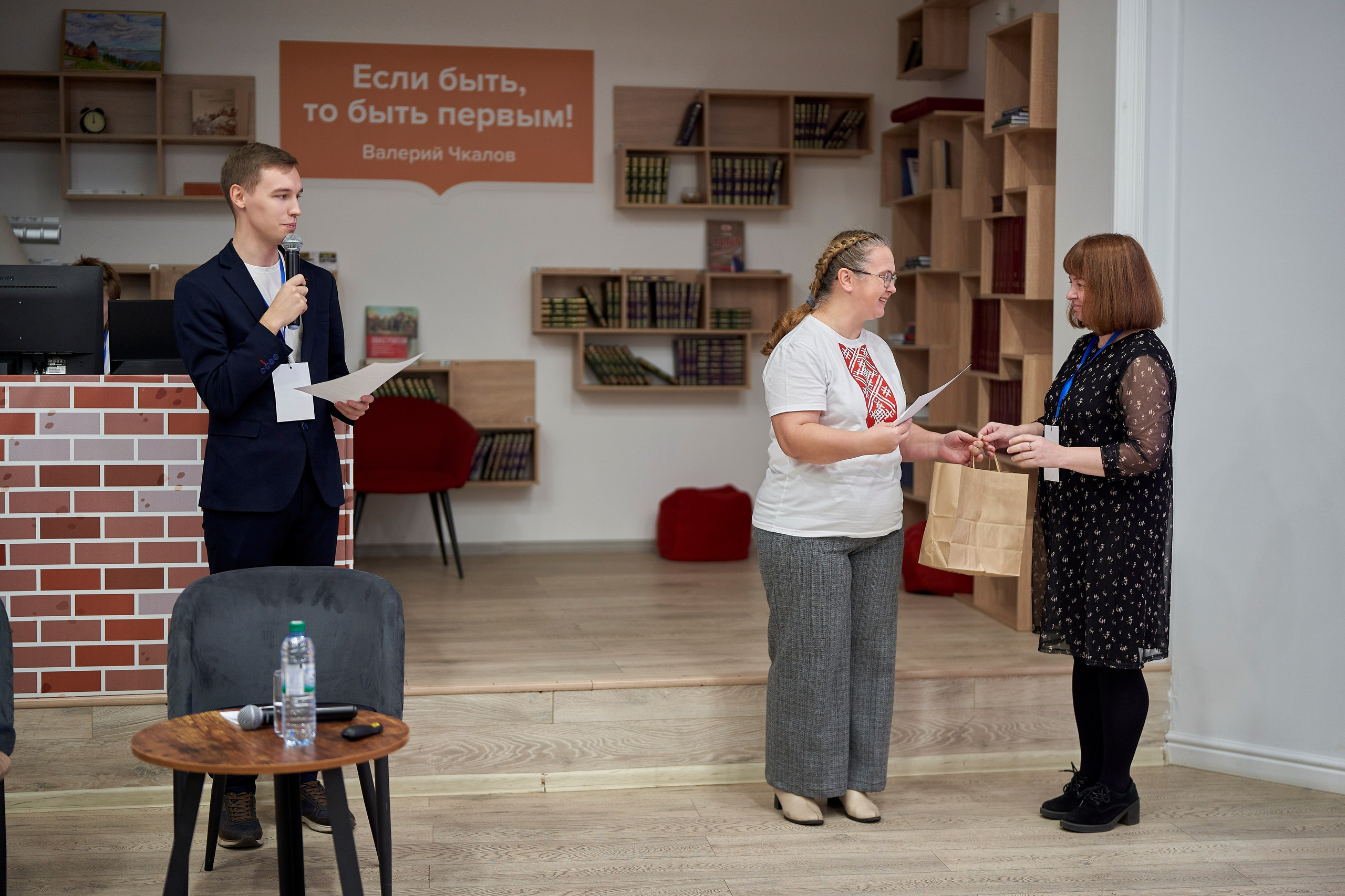 Межрегиональная конференция «Архивы и волонтерство в эпоху глобальной цифровизации». Репортажный фотограф Вилянов Евгений. Нижний Новгород